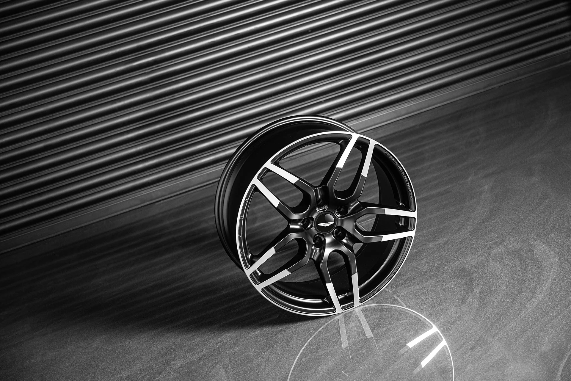 Aston Martin Vanquish (2012-2018) Forged Alloy Wheels - Monza Superleggera - Image 7