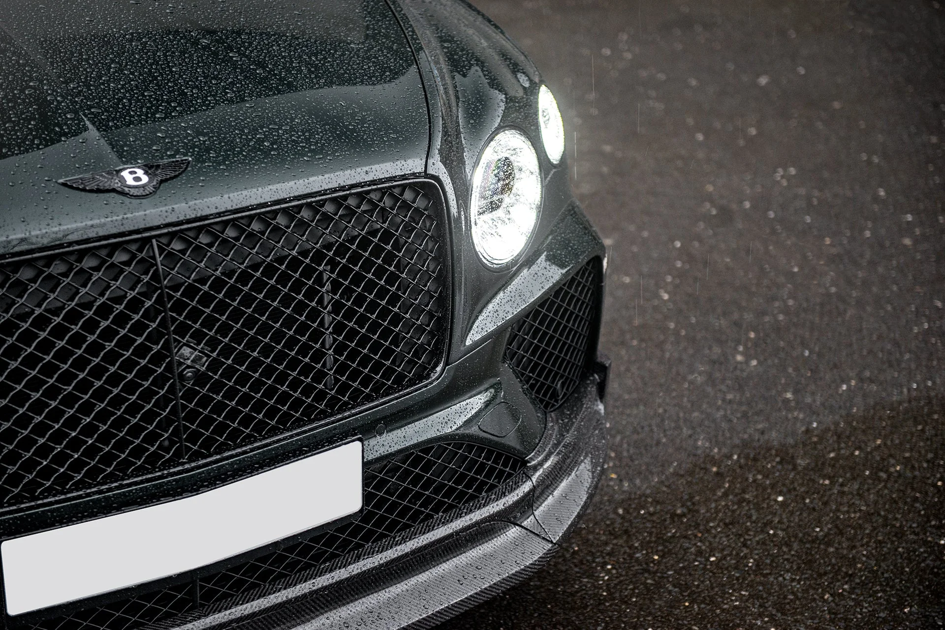 Bentley Bentayga (2020 Onwards) Exposed Carbon Body Kit For Sleek Performance - Image 15