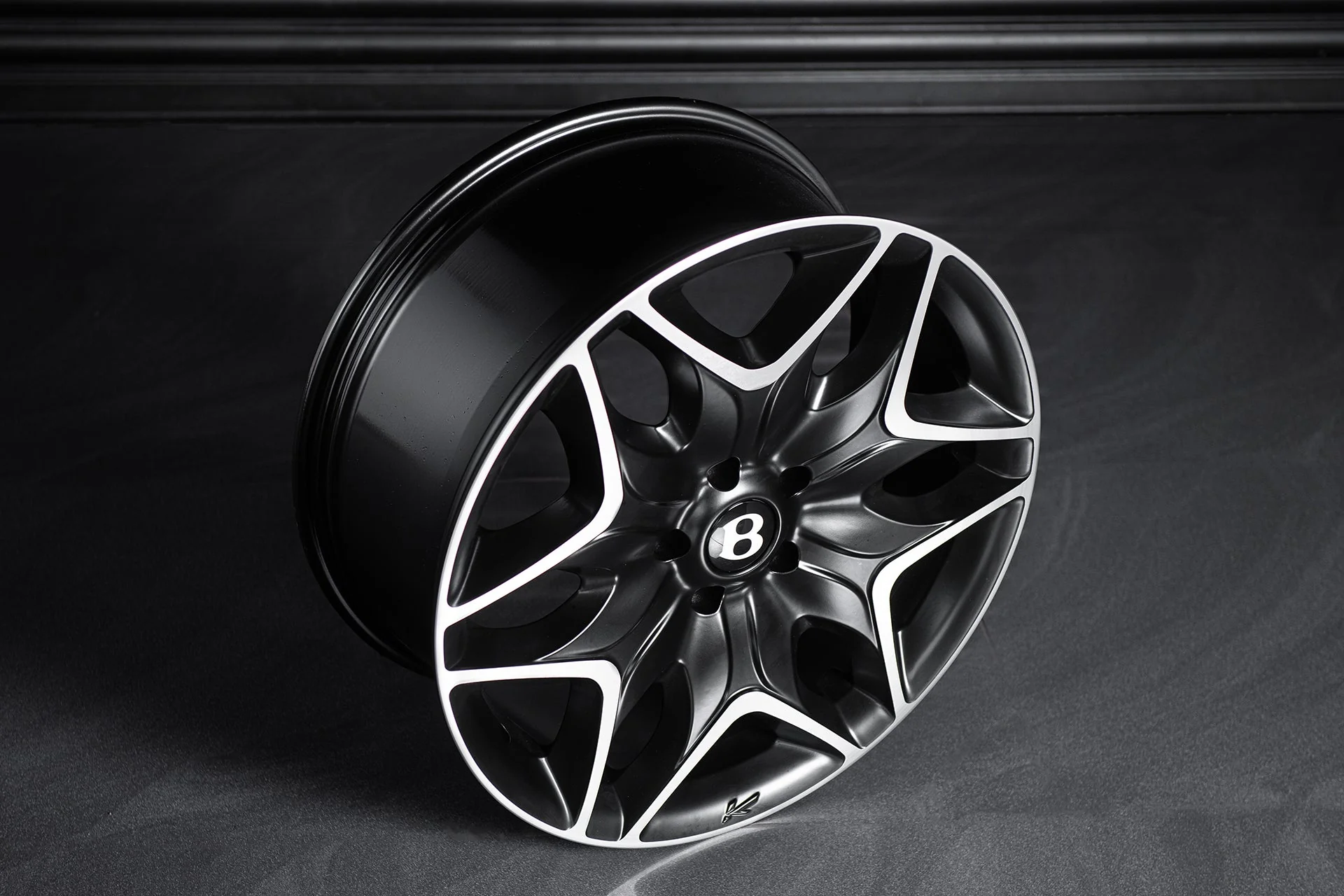 Bentley Flying Spur (2005-2019) Front Alloy Wheels - Split 6 - Image 8