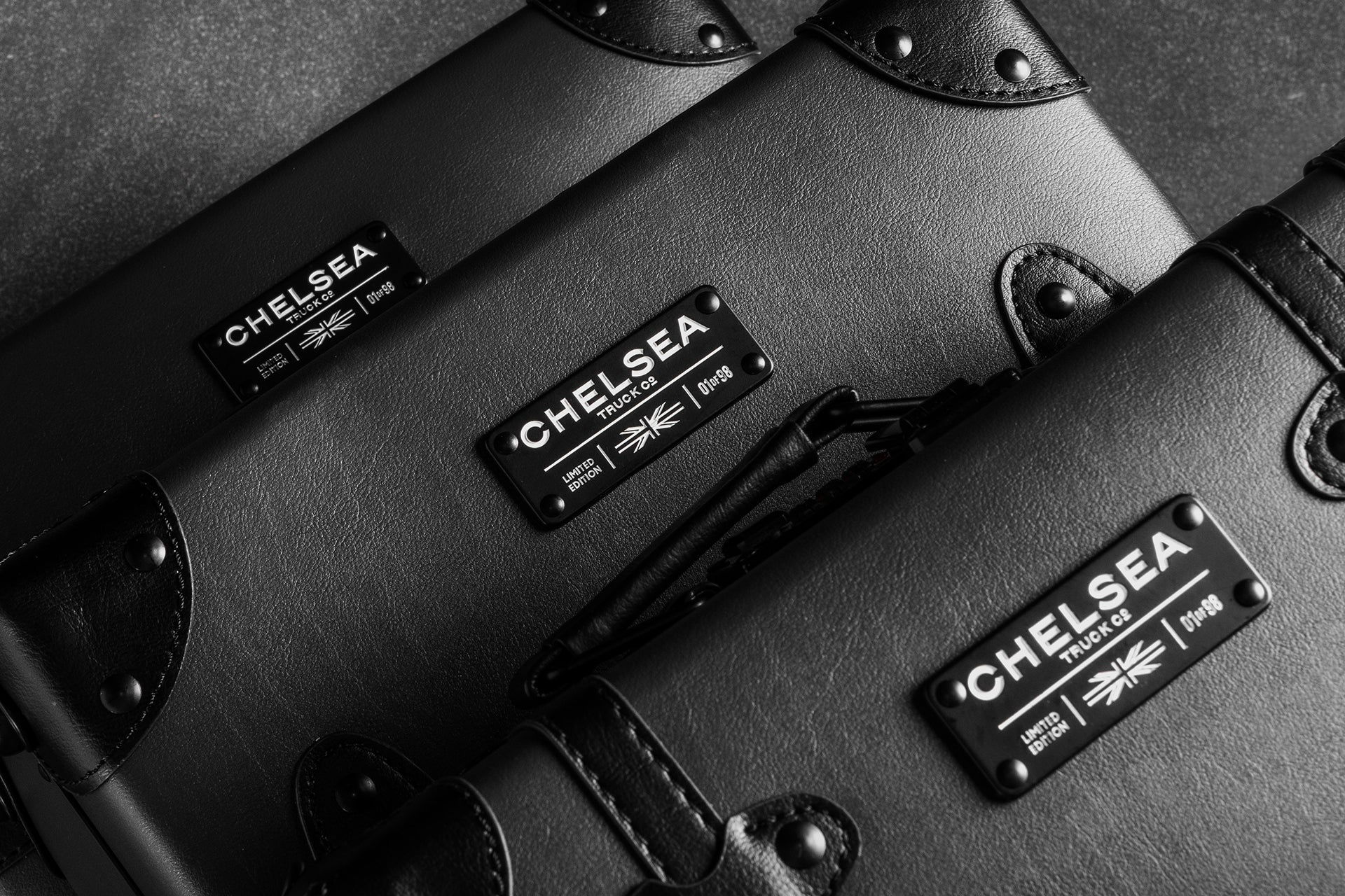 Chelsea Truck Company Vintage Inspired Travel Luggage Set - Image 5