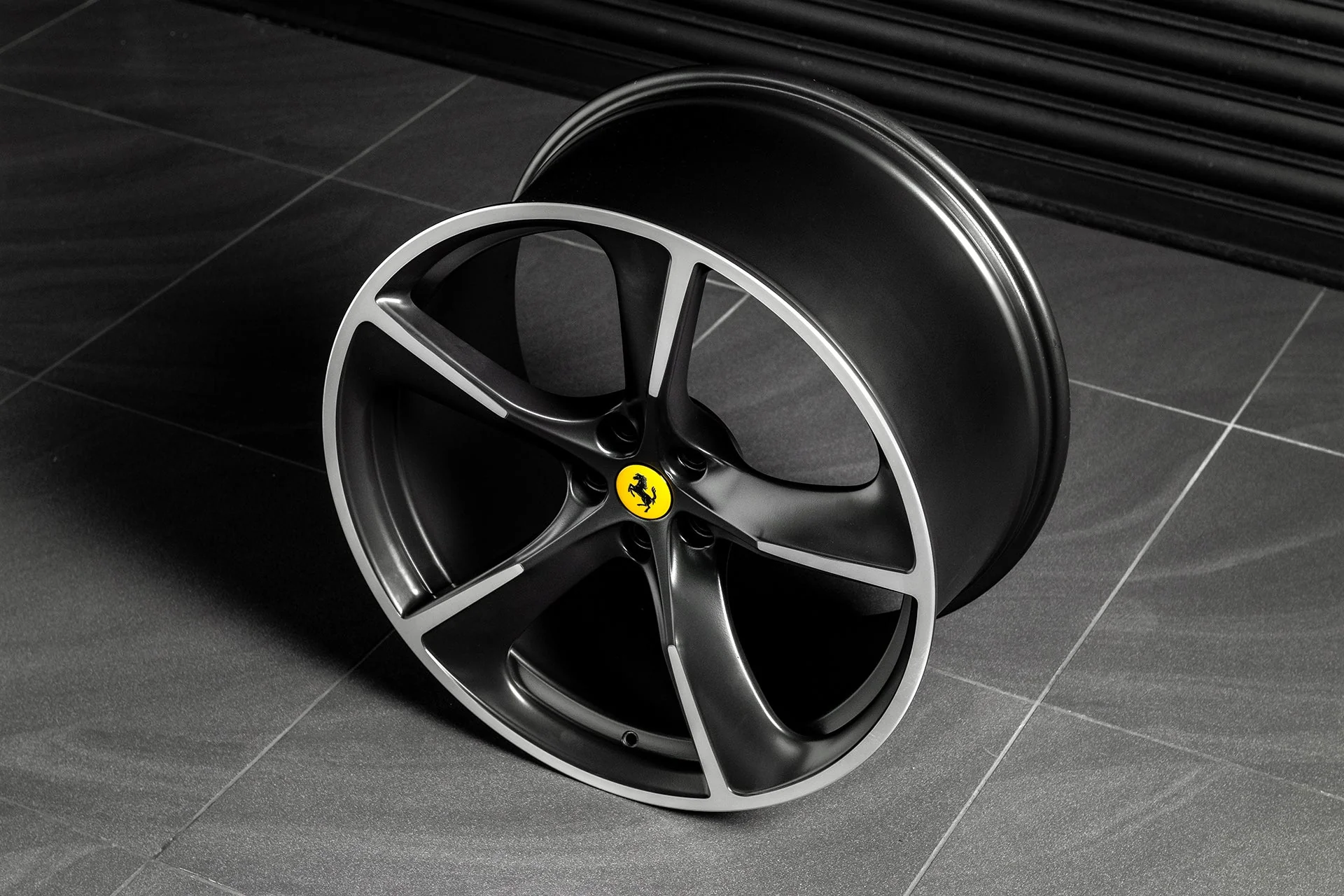 Ferrari F12 Grand Edition Remastered Forged Alloy Wheels - Image 3