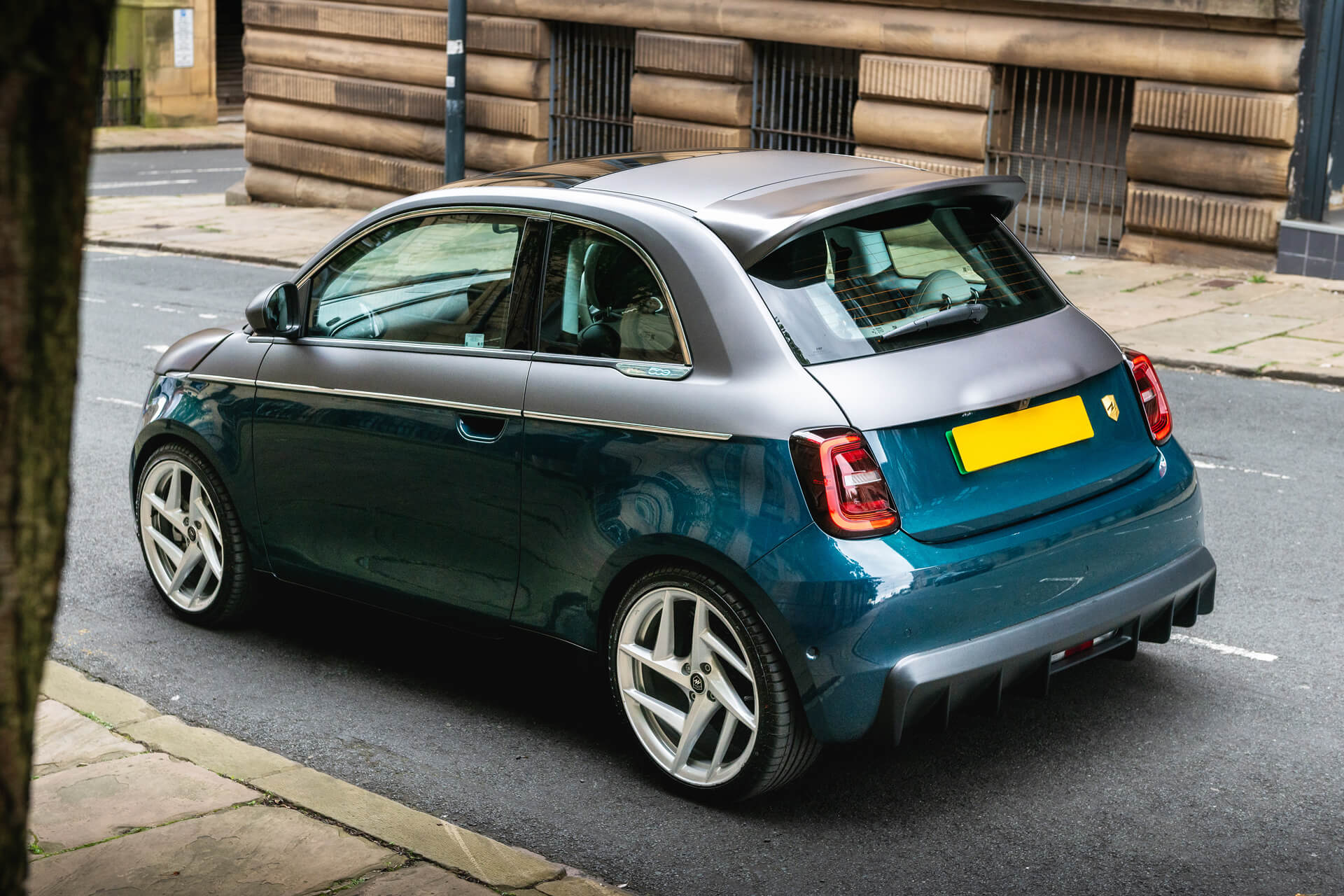 Fiat 500e (2020 Onwards) Designio Roof Spoiler - Image 7