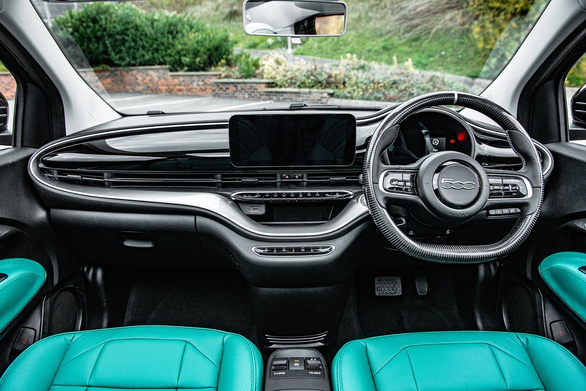 Fiat 500E (2020 Onwards) Exposed Carbon Fibre Steering Wheel - Image 5