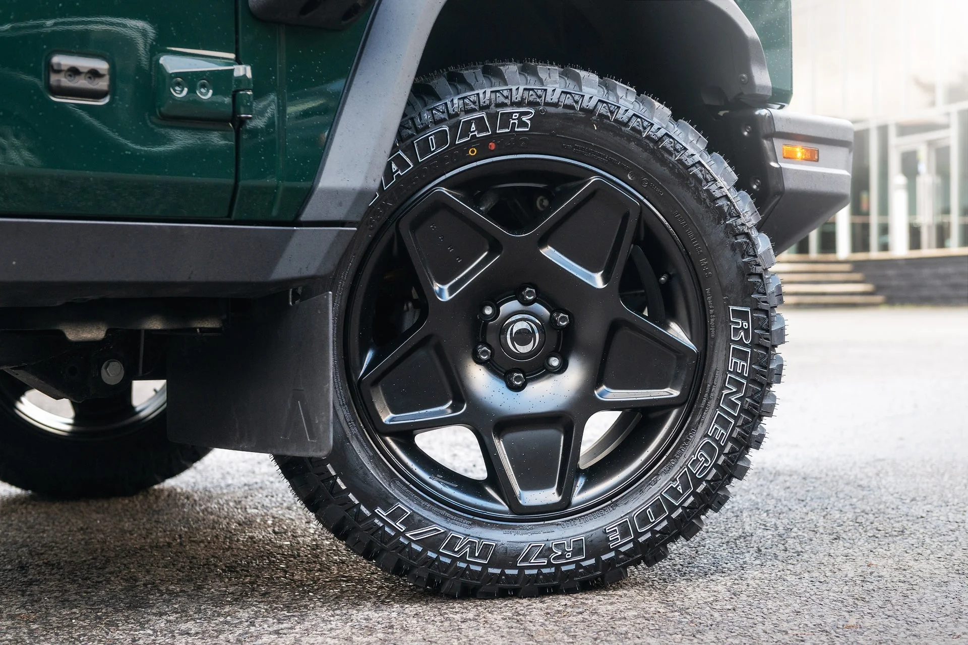 INEOS Grenadier (2023 Onwards) Alloy Wheels - Mondial Retro RS-Forged - Image 2