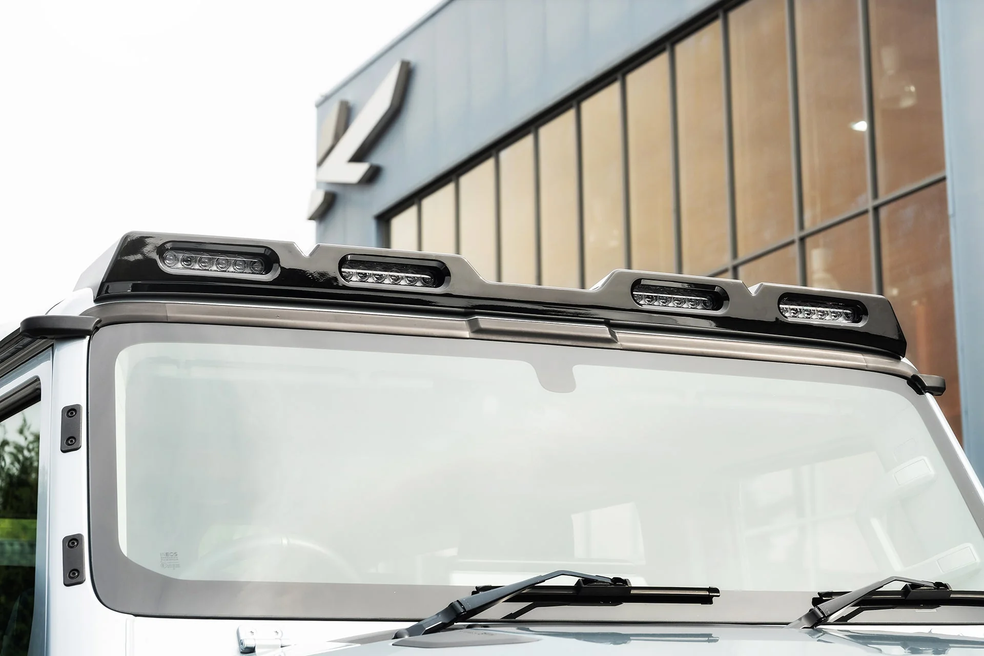 INEOS Grenadier (2023 Onwards) Quad Roof Shield with LED Lights - Image 12