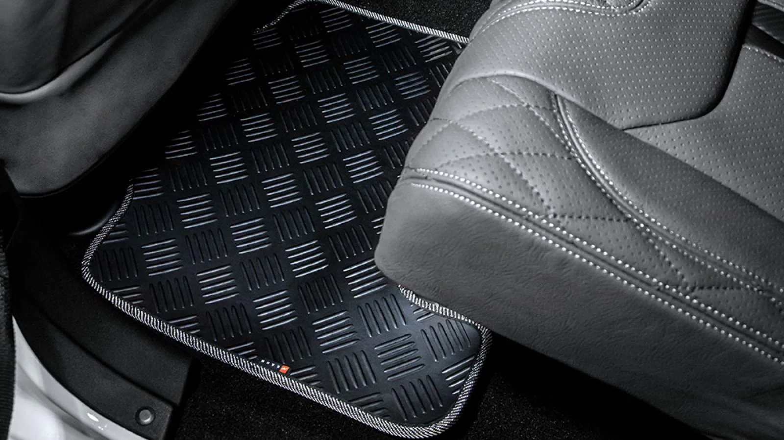 JEEP WRANGLER jk (2007-2018) CHEQUERED RUBBER MATS - 2 Door - Image 4