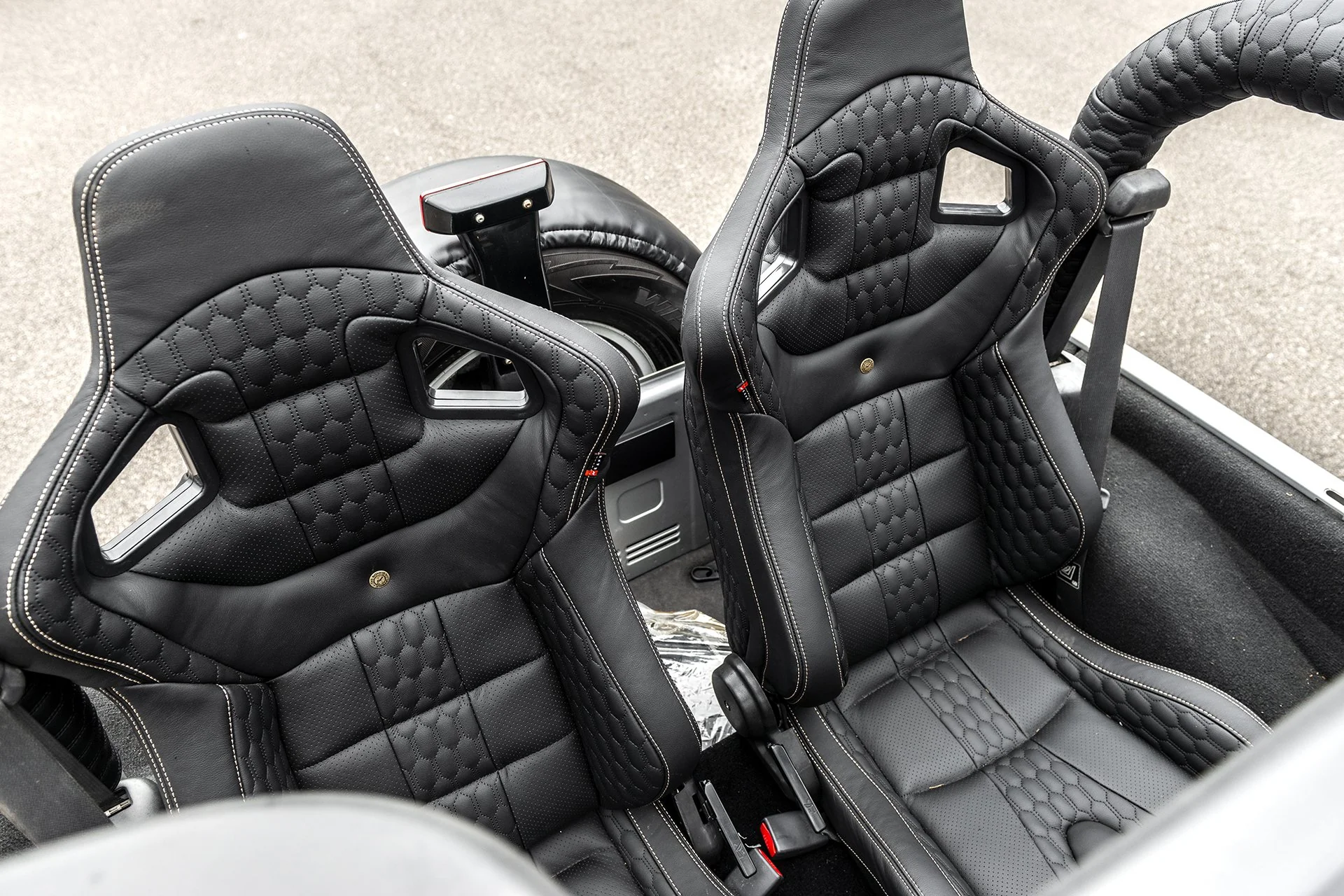 Jeep Wrangler JK 2 Door (2007-2018) 4 Seats Sport Leather Interior - Image 2