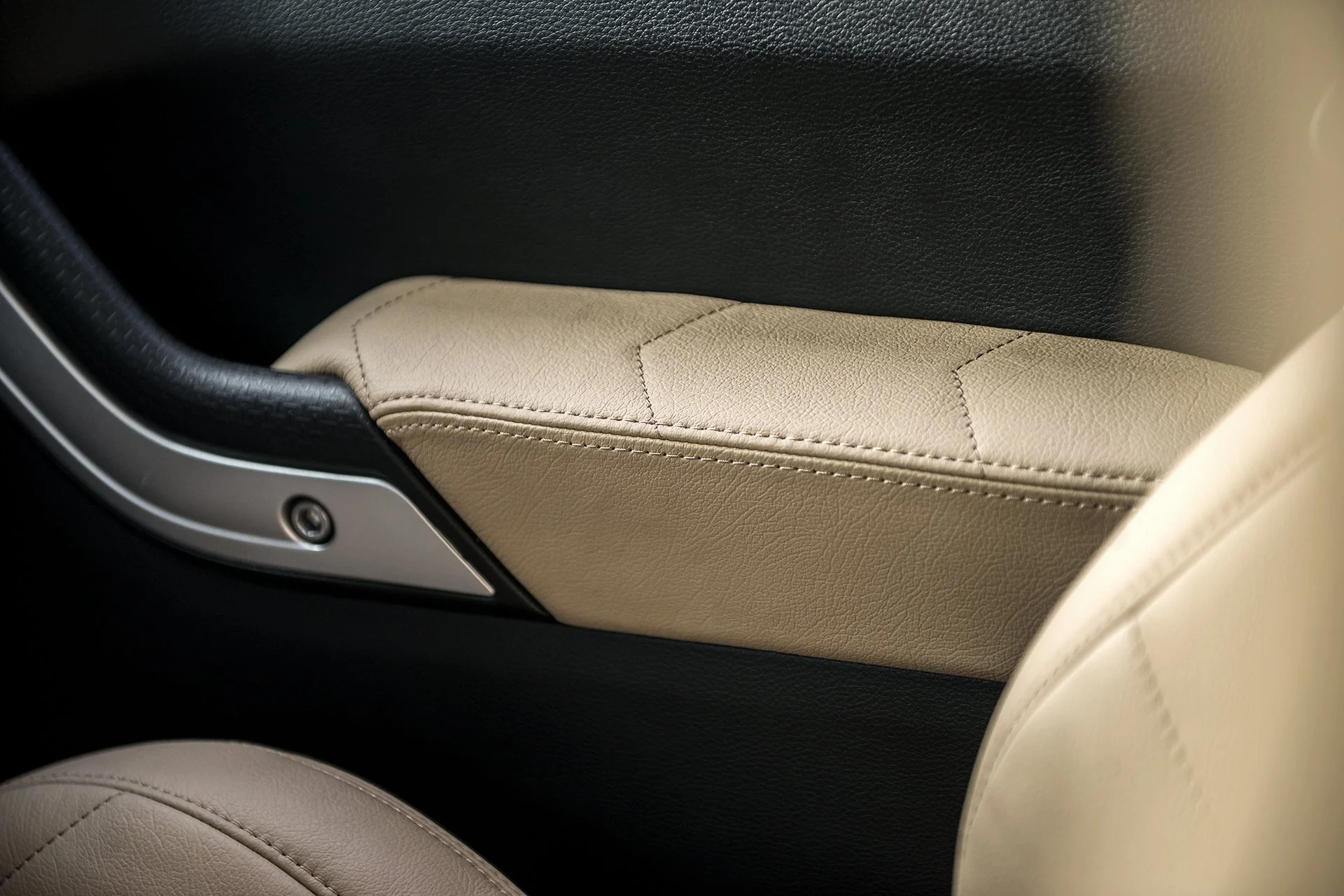 Jeep Wrangler JK 4 Door (2013-2018) Sport Leather Interior - Image 18