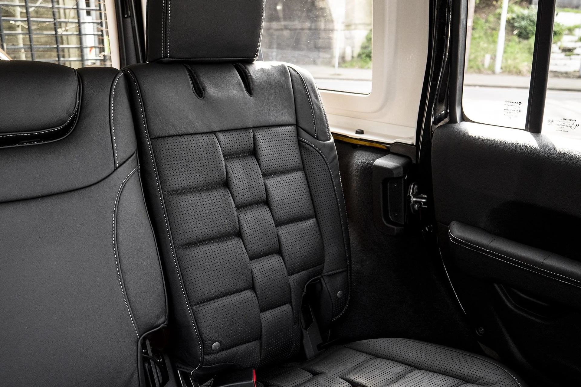 Jeep Wrangler JL (2018 Onwards) 4 Door Armrests - Image 4
