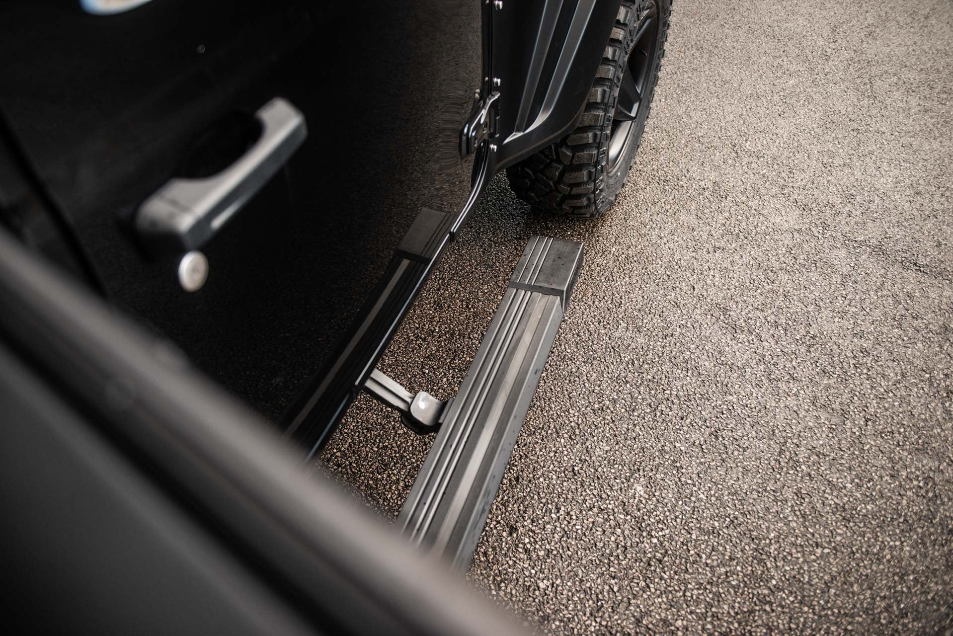 Jeep Wrangler JL (2018 Onwards) 4 Door Electric Side Steps with lights (running boards) - Image 17