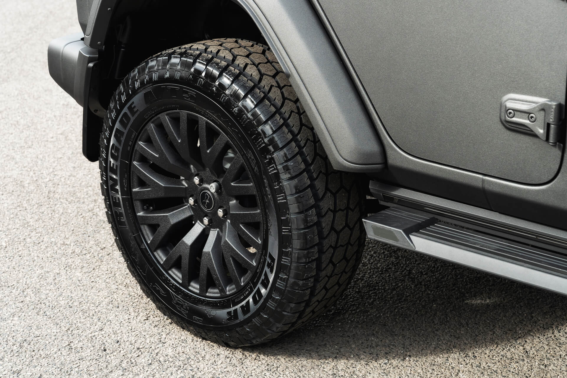 Jeep Wrangler JL (2018 Onwards) 4 Door Electric Side Steps with lights (running boards) - Image 21