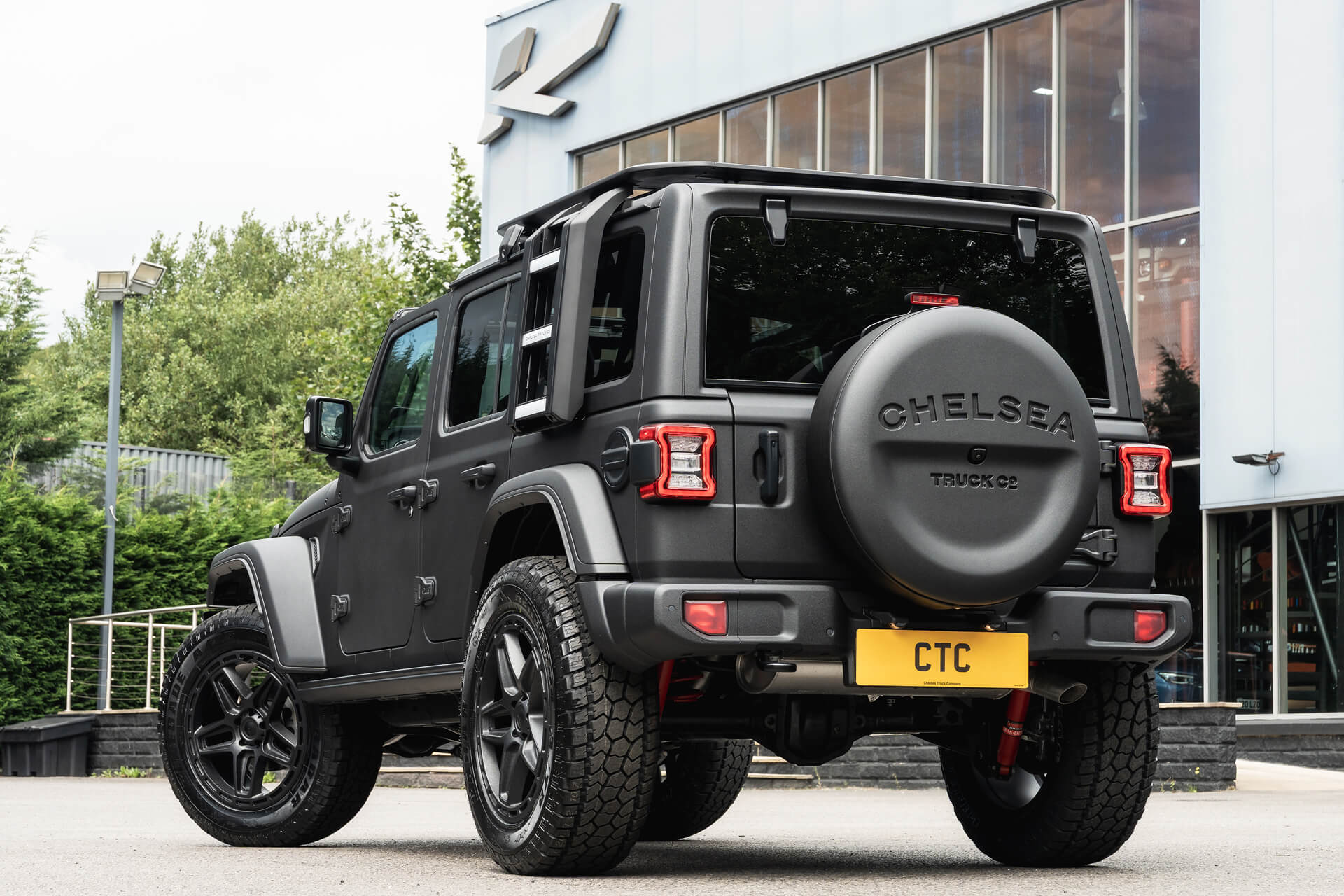 Jeep Wrangler JL (2018 Onwards) Chelsea Truck Company Expedition Hard Spare Wheel Cover - Image 4