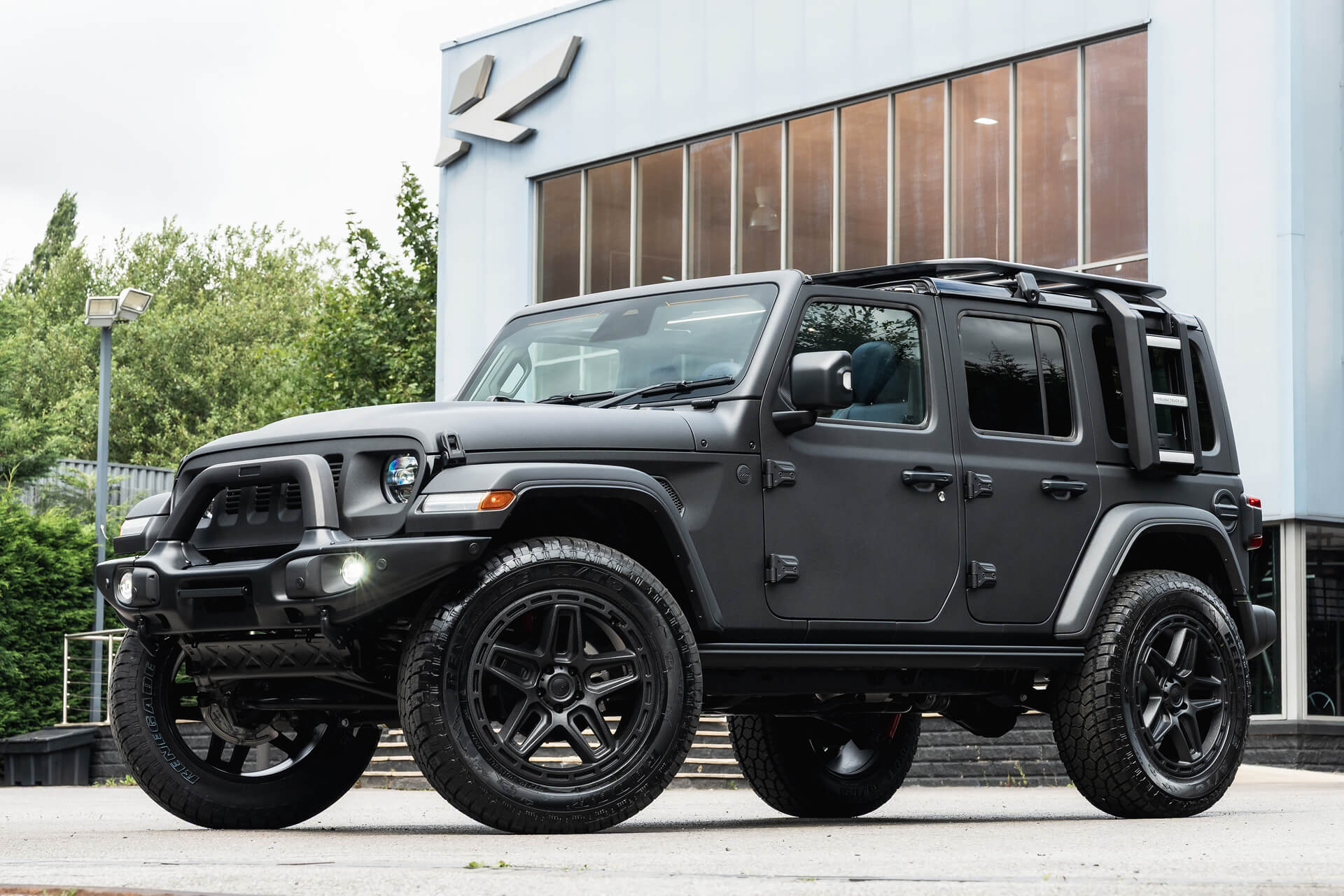 JEEP WRANGLER JL (2018 Onwards) Expedition Front Bumper with Integrated A Bar - Image 7