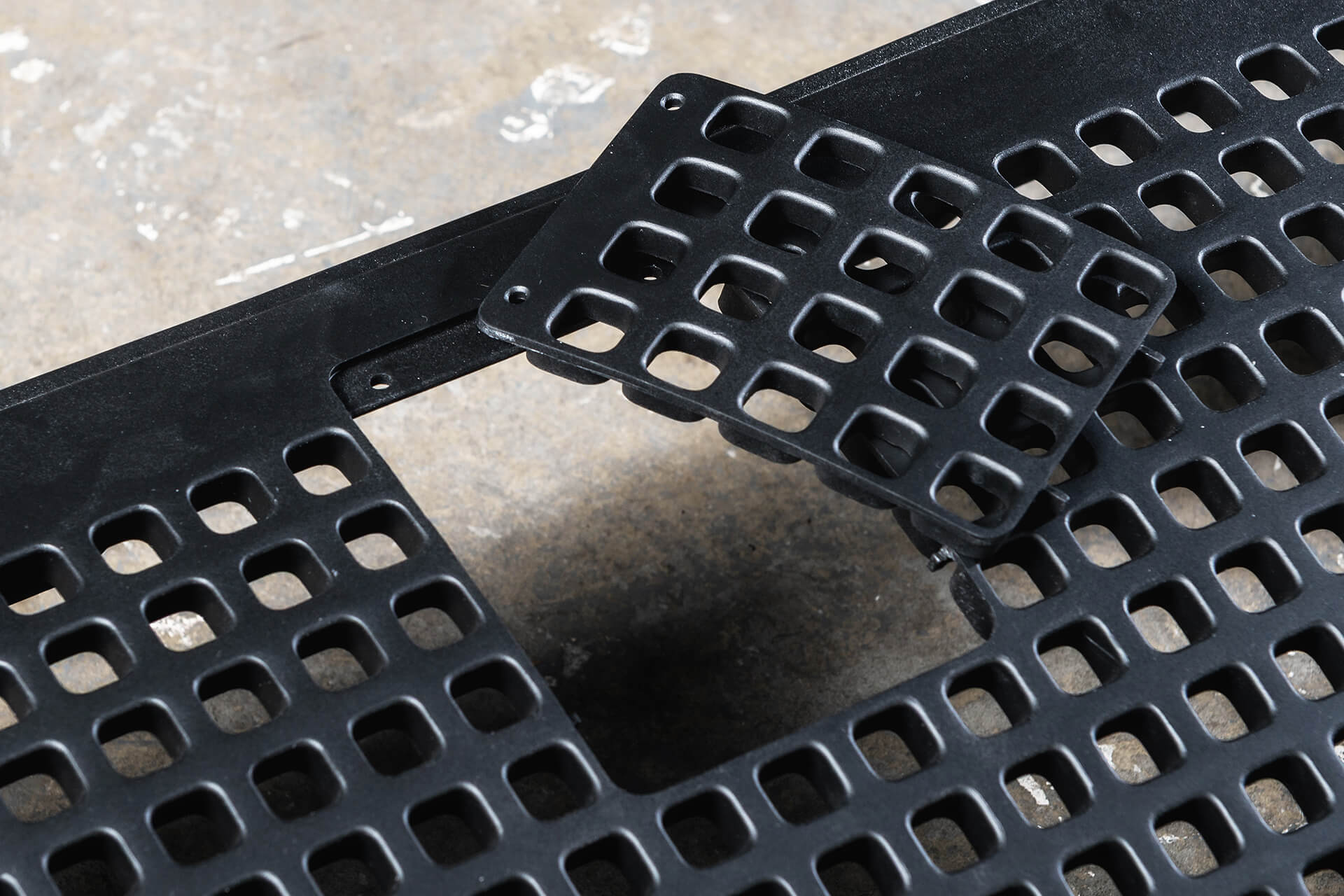 JEEP WRANGLER JL (2018 Onwards) Heritage Lattice Front Grille - Image 10