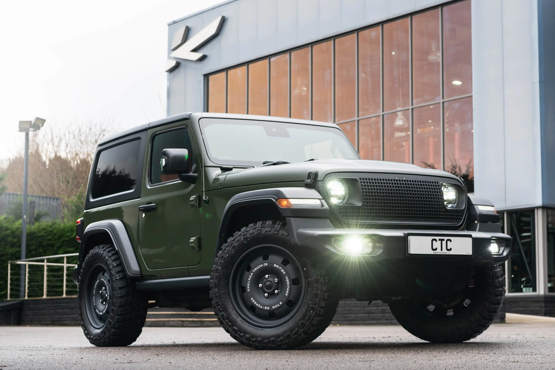 JEEP WRANGLER JL (2018 Onwards) Heritage Lattice Front Grille - Image 15
