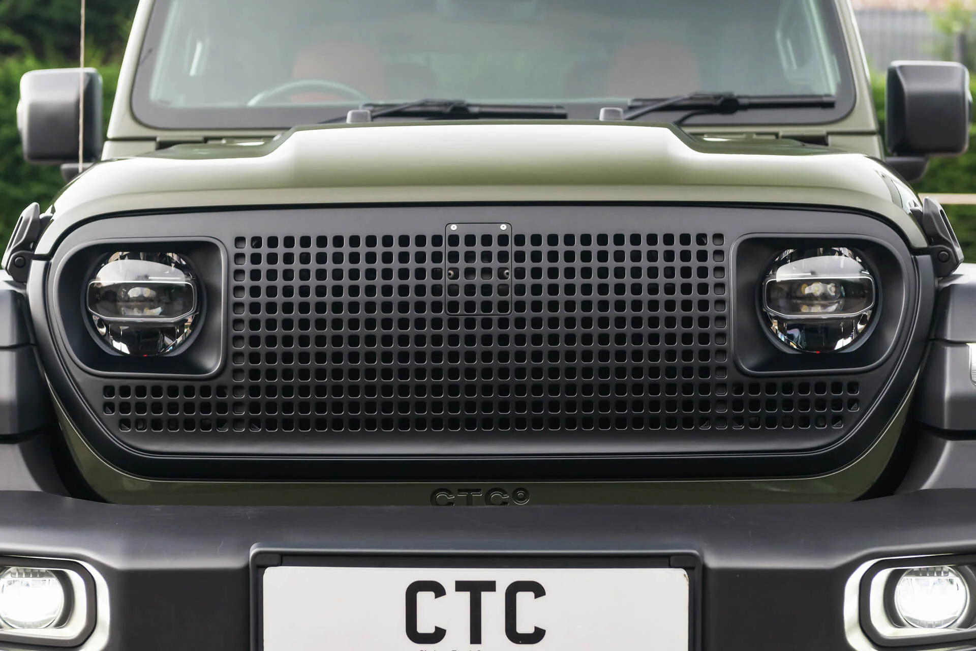 JEEP WRANGLER JL (2018 Onwards) Heritage Lattice Front Grille - Image 3