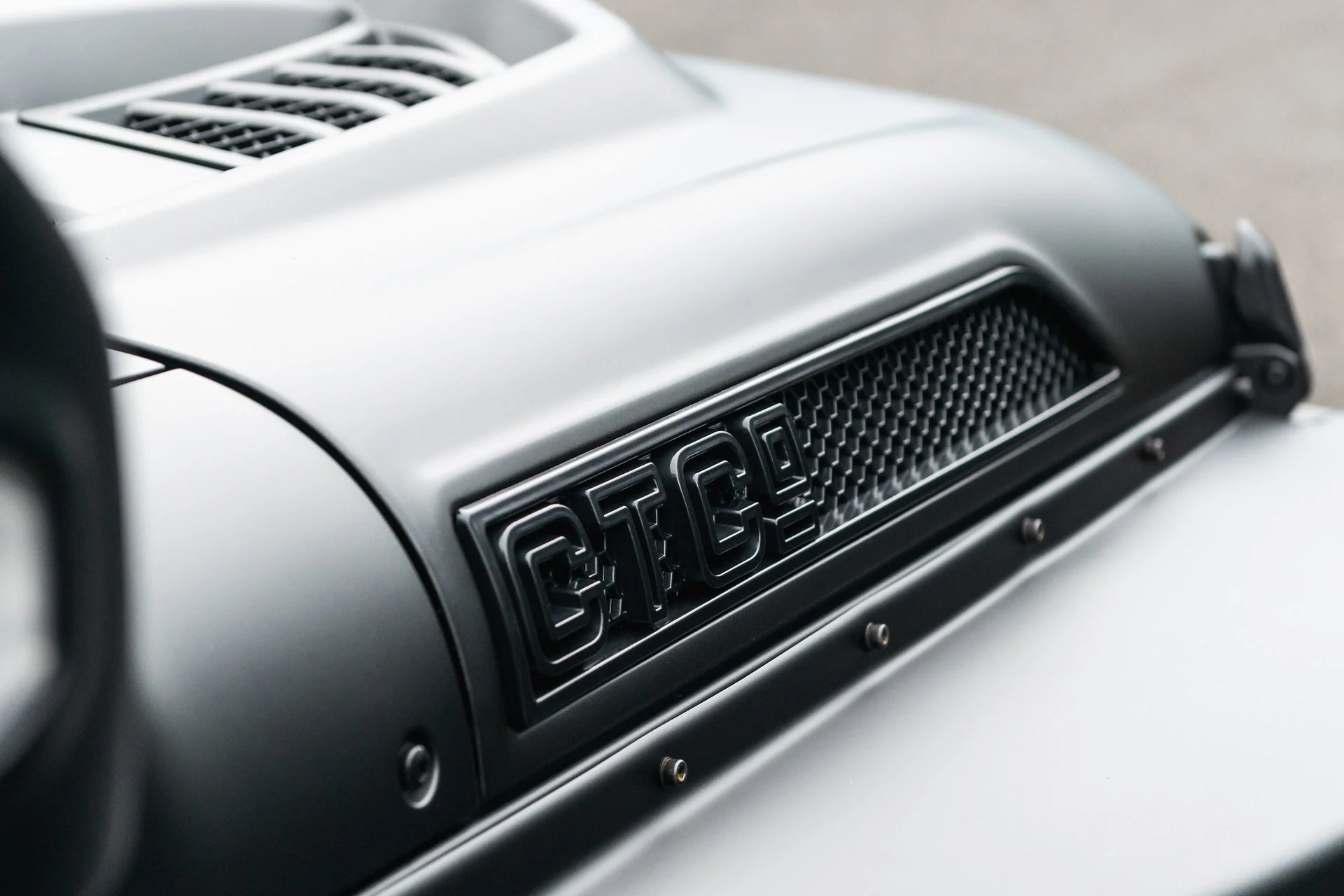 JEEP WRANGLER JL (2018 Onwards) Iron Man Vented Bonnet - Image 30
