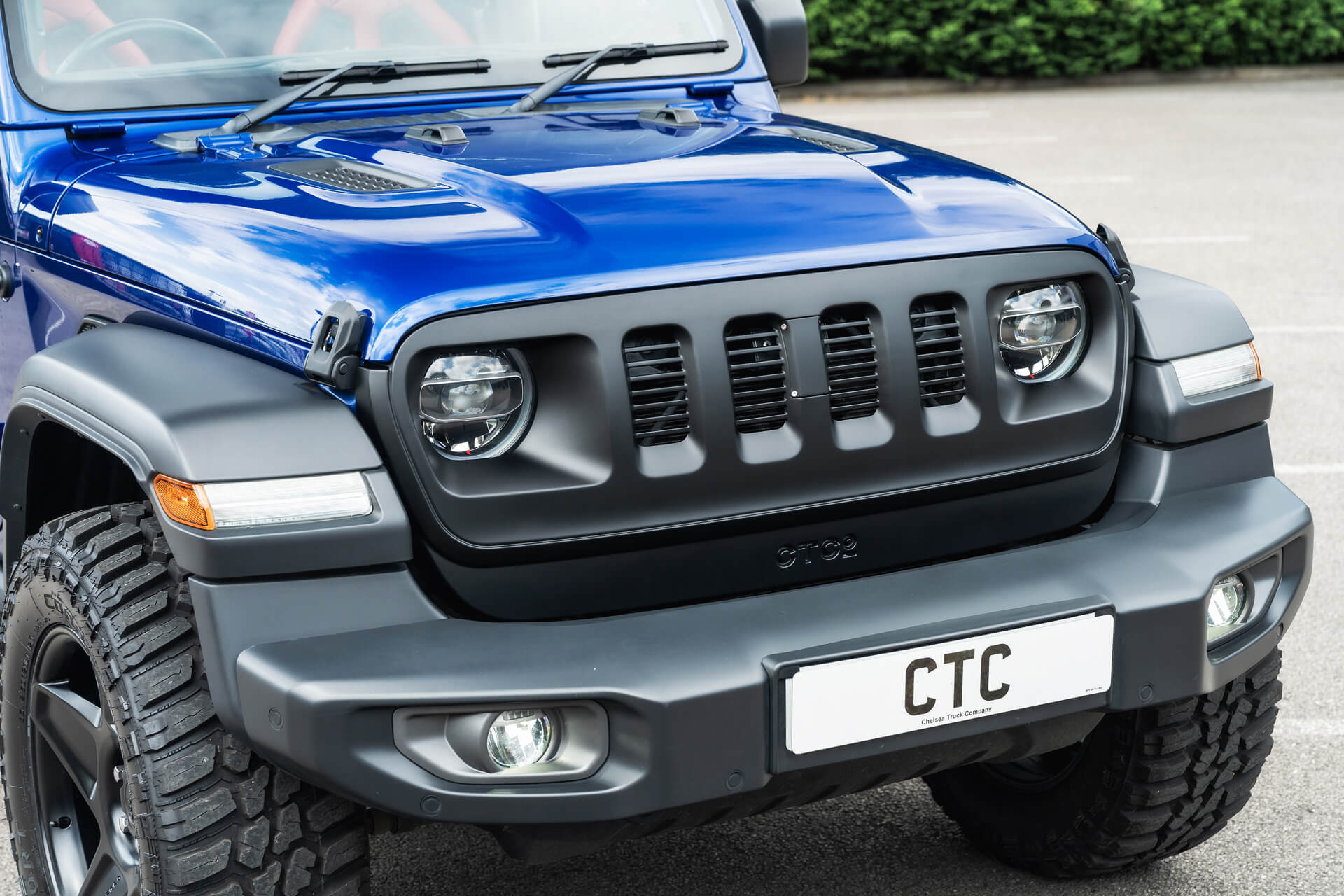 JEEP WRANGLER JL (2018 Onwards) SLIMLINE 4 SLOT FRONT GRILLE - Image 3