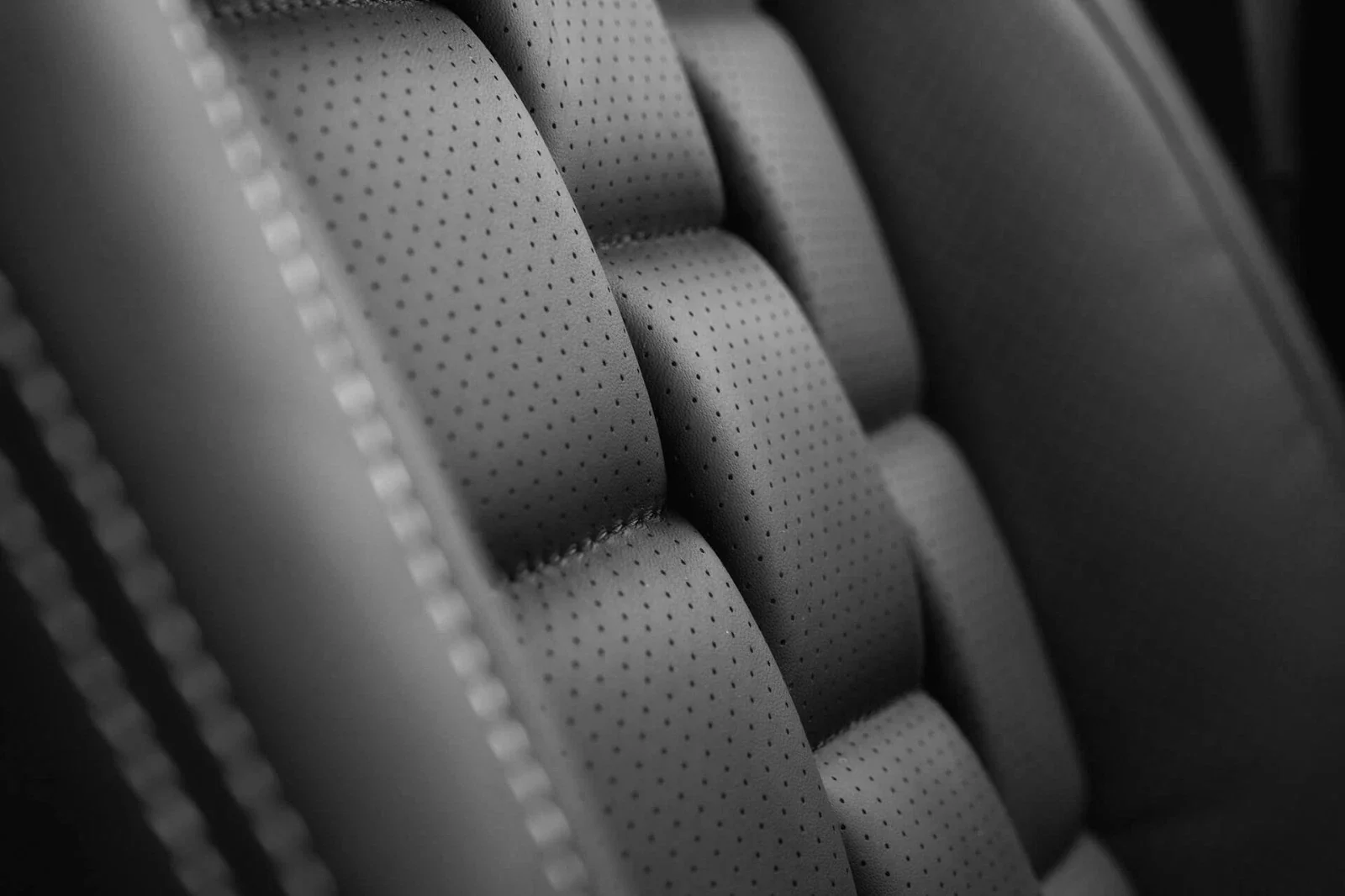 Jeep Wrangler JL 2 Door (2018-2024) Comfort Leather Interior - Black - Image 8