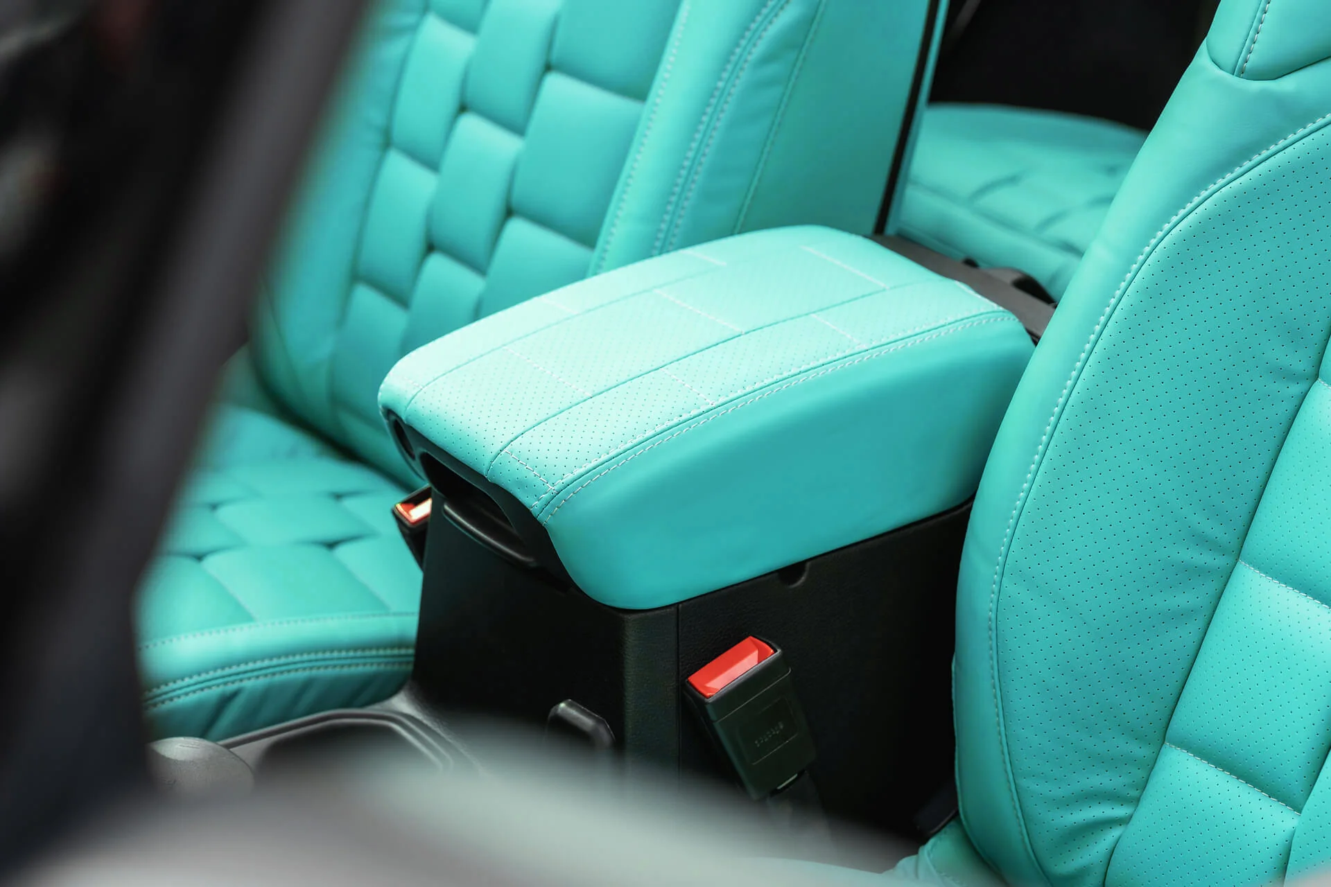 Jeep Wrangler JL 4 Door (2022-2024) Comfort Leather Interior - Light Blue Vegan - Image 4