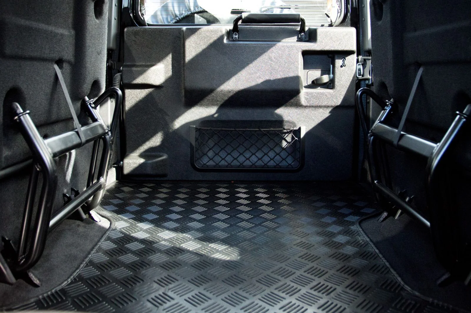 Land Rover Defender 110 (1991-2016) Rear Boot Mat - Image 3