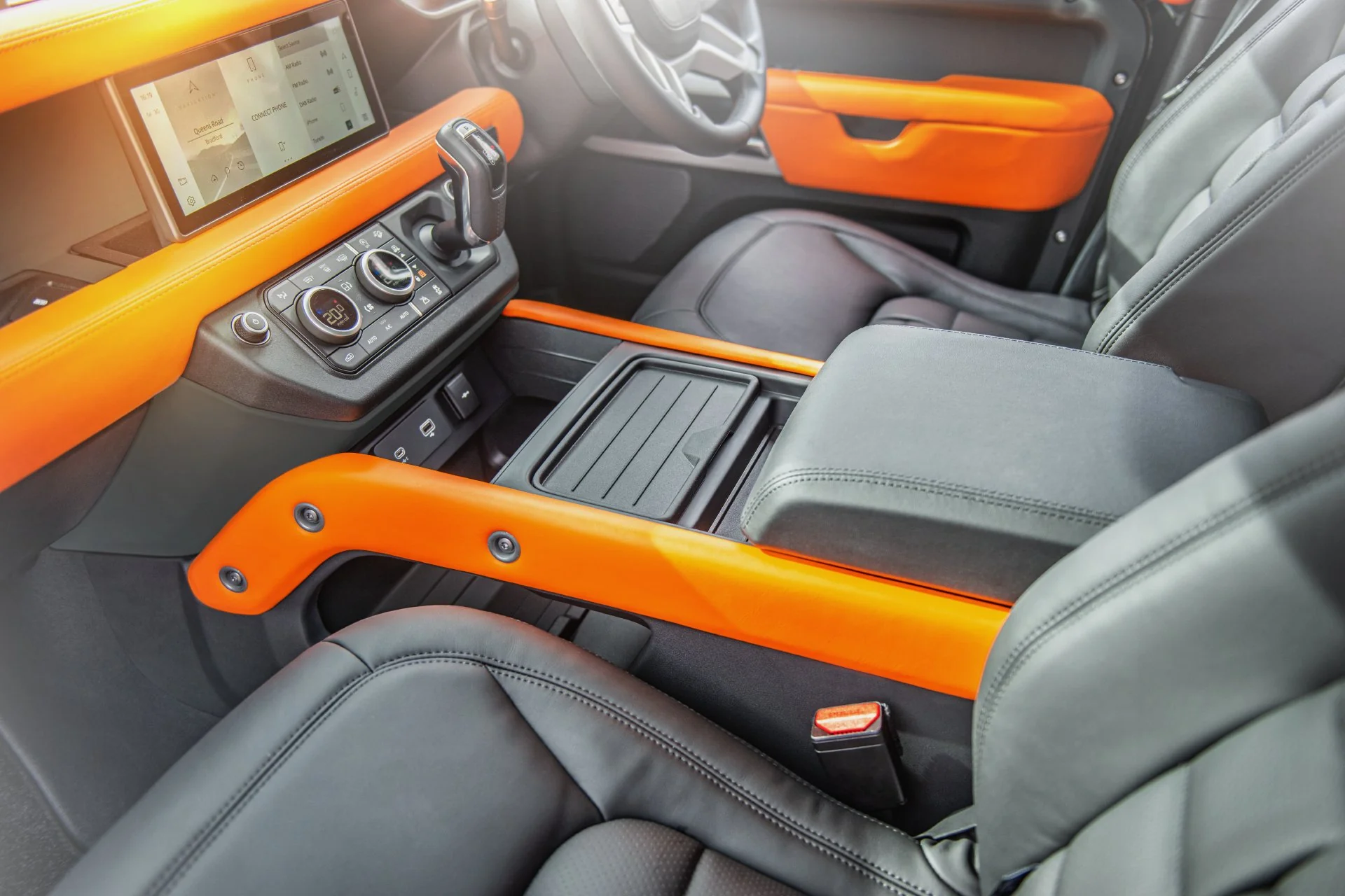 Land Rover Defender 110 (2020 Onwards) Interior Extended Package - Image 4