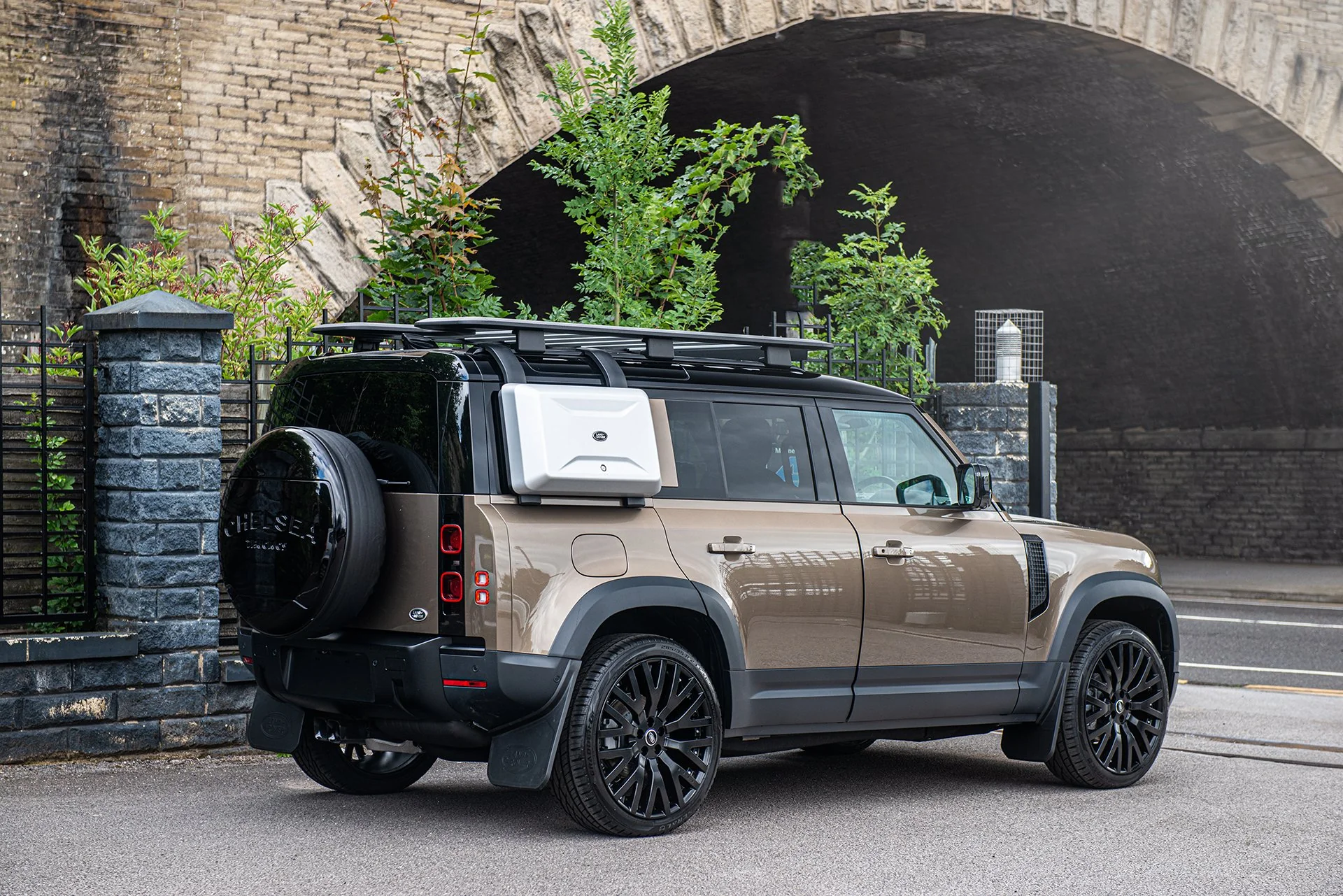 Land Rover Defender 110 (2020 Onwards) Front and Rear Wheel Arches - Image 25