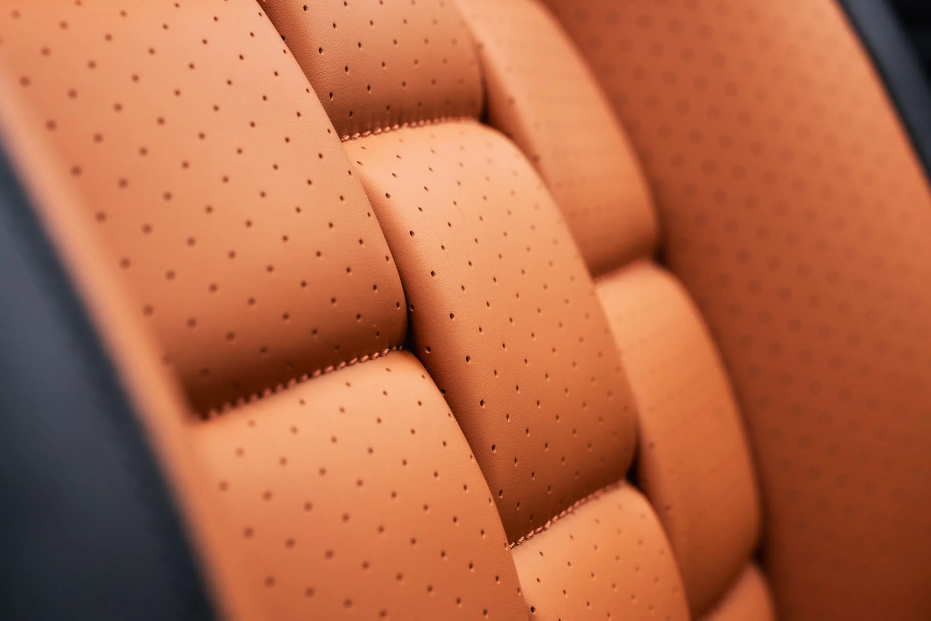 Land Rover Defender 130 (2020 Onwards) Comfort Leather Interior - Image 15