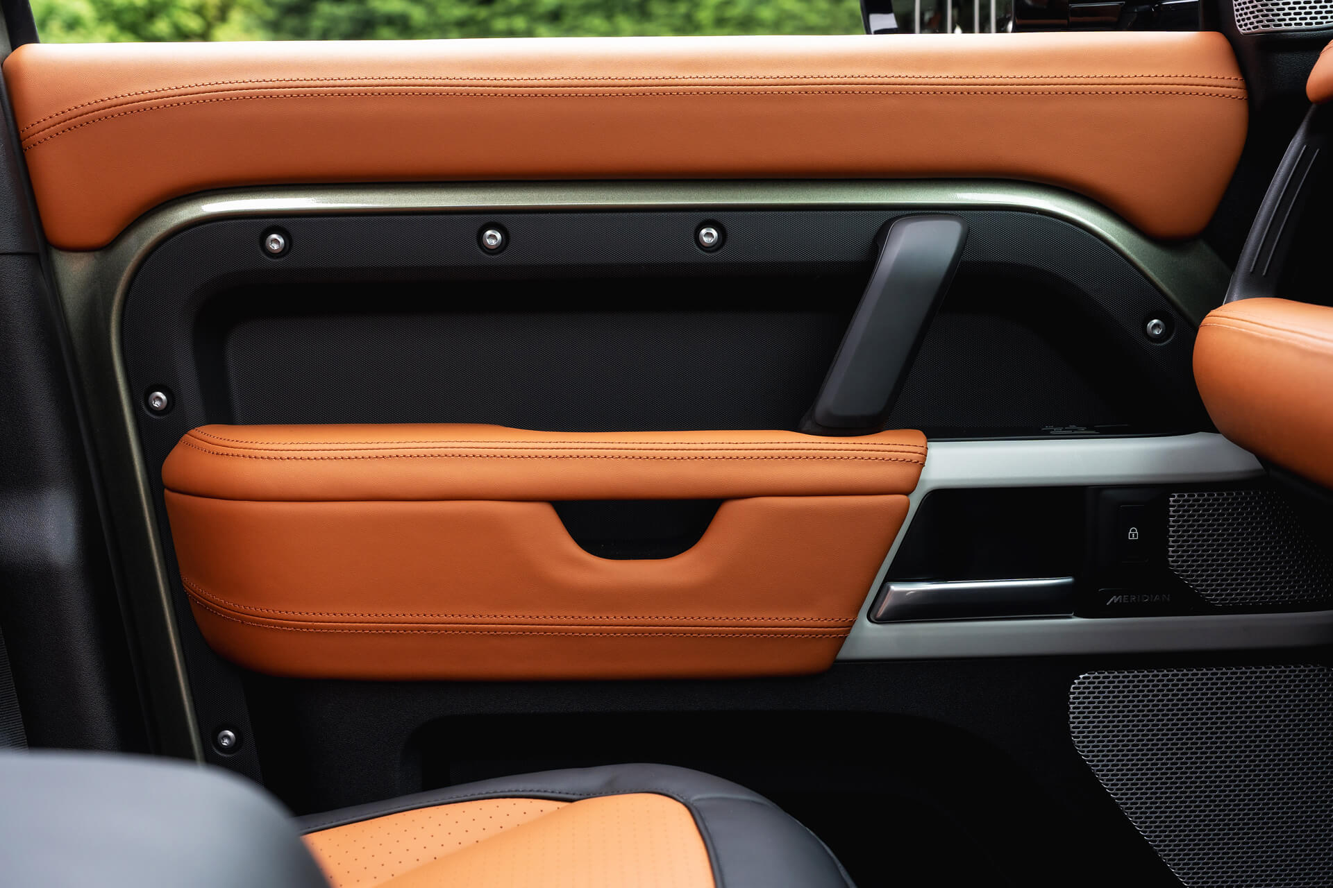 Land Rover Defender 130 (2020 Onwards) Comfort Leather Interior - Image 17