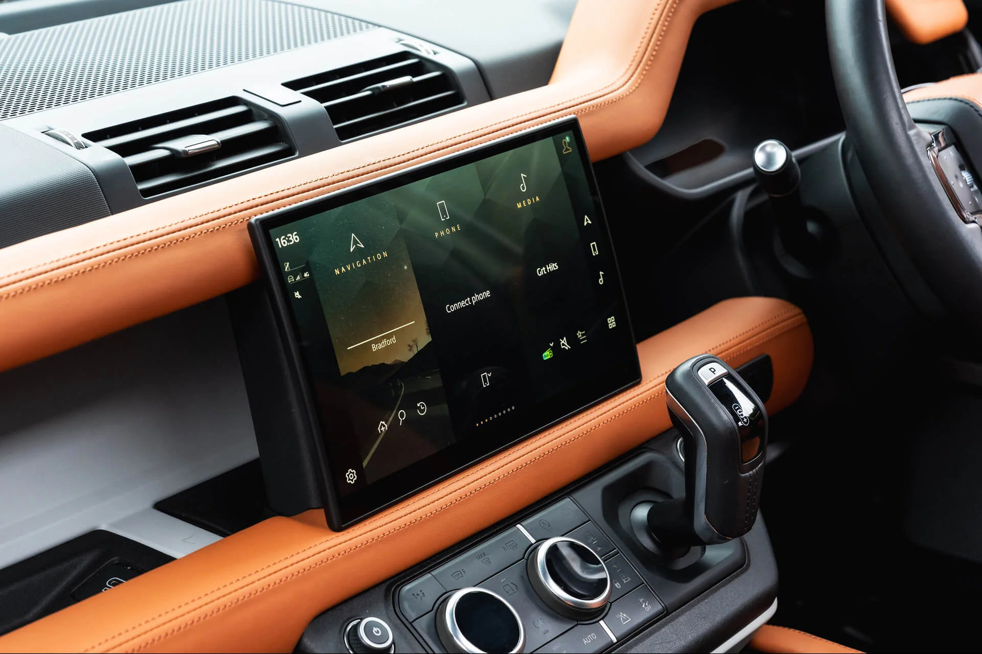 Land Rover Defender 130 (2020 Onwards) Comfort Leather Interior - Image 18