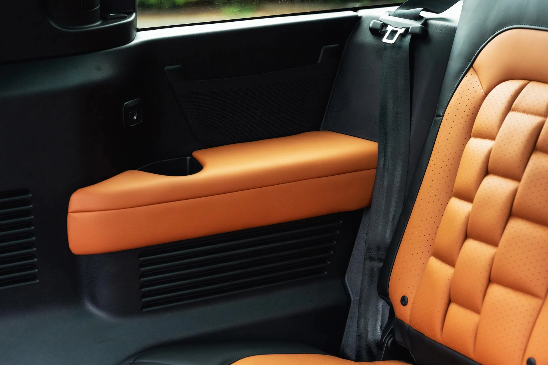 Land Rover Defender 130 (2020 Onwards) Comfort Leather Interior - Image 27