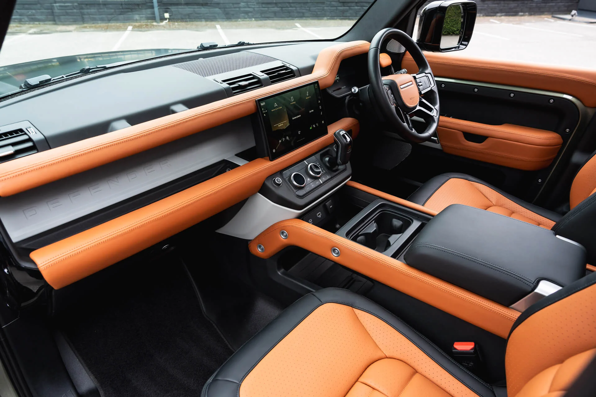 Land Rover Defender 130 (2020 Onwards) Comfort Leather Interior - Image 5