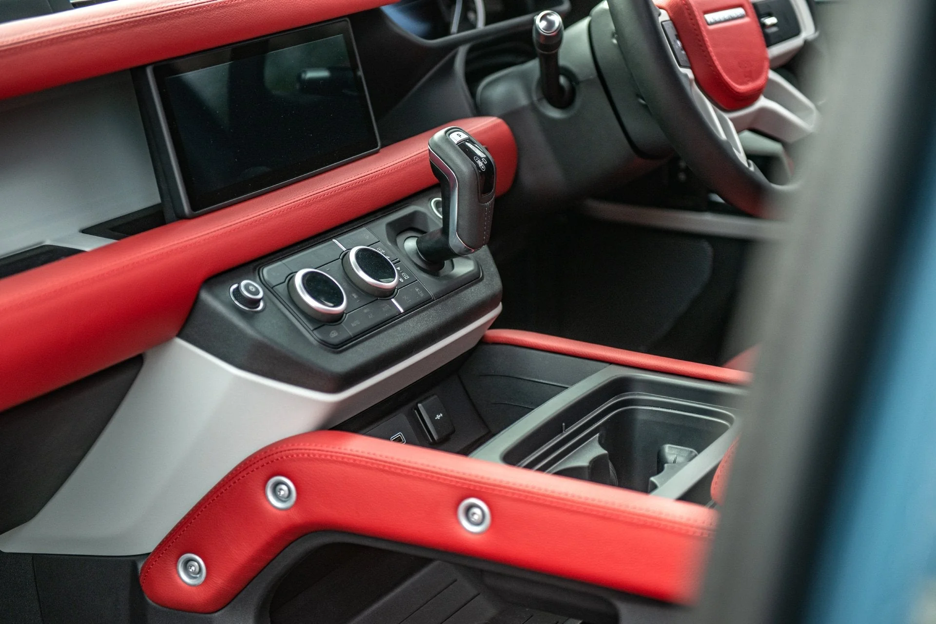 Land Rover Defender 130 (2020 Onwards) Comfort Leather Interior - Image 18