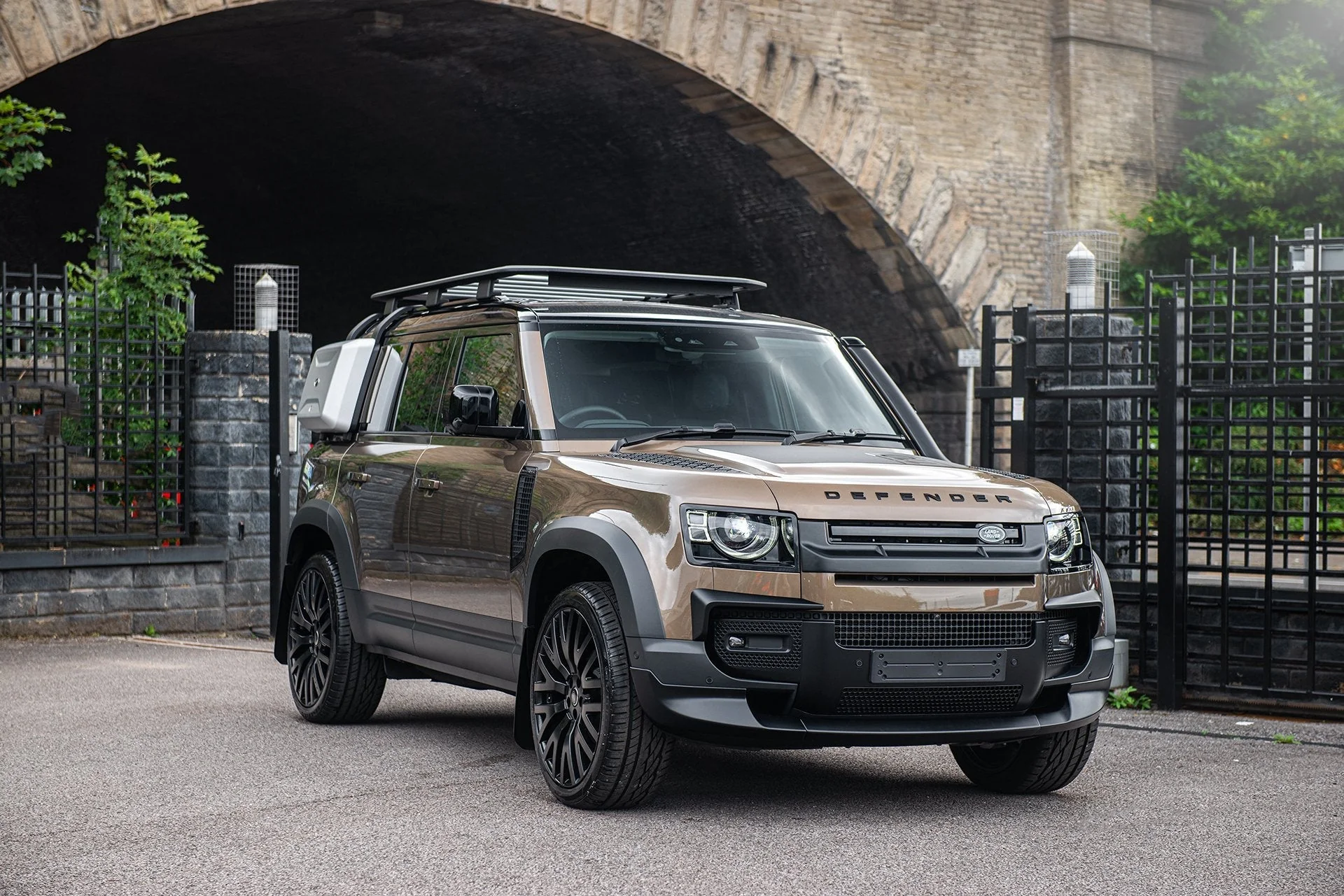 Land Rover Defender 130 (2020 Onwards) Landmark Body Kit - Image 13