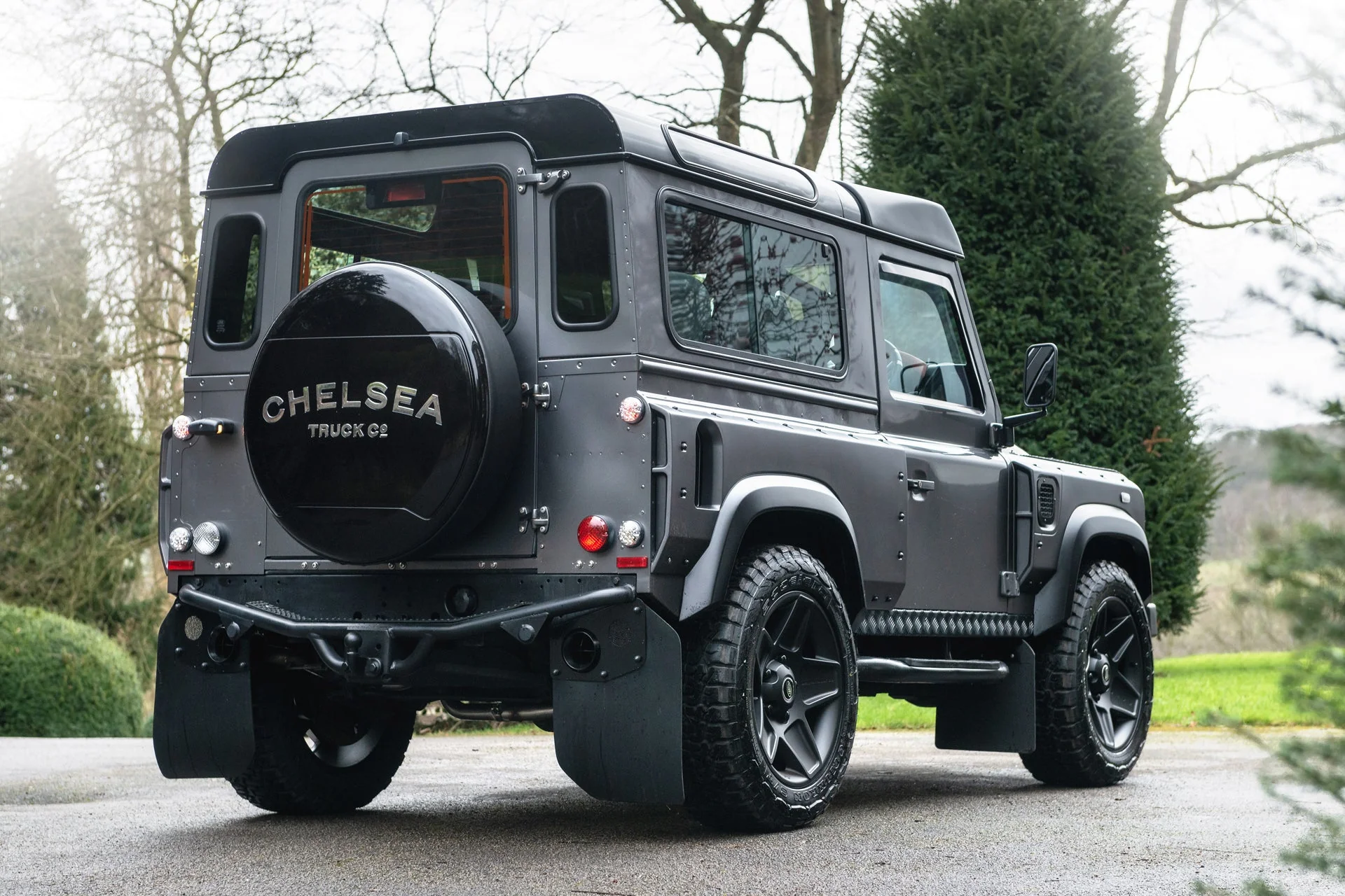 Land Rover Defender (1991-2016) Chelsea Truck Company Hard Spare Wheel Cover - Image 2