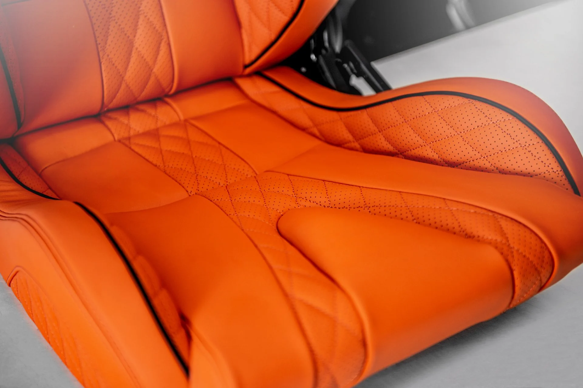 Land Rover Defender (1991-2016) GTB Sport Seats -Pair - Image 9