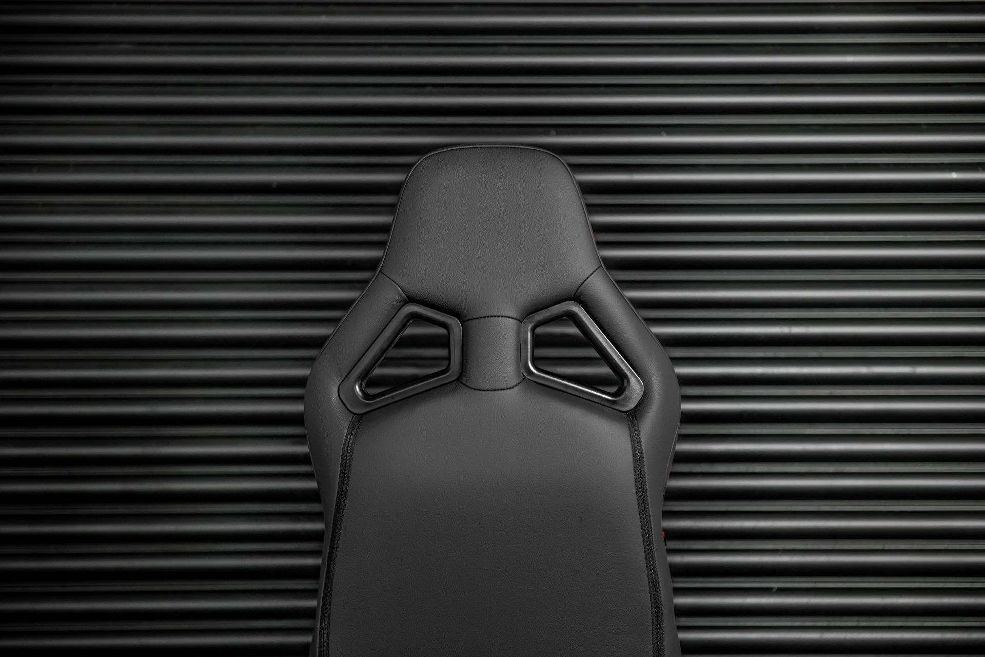 Land Rover Defender (1991-2016) Lightweight Vegan Leather Heritage Sport Seats - Pair - Image 35