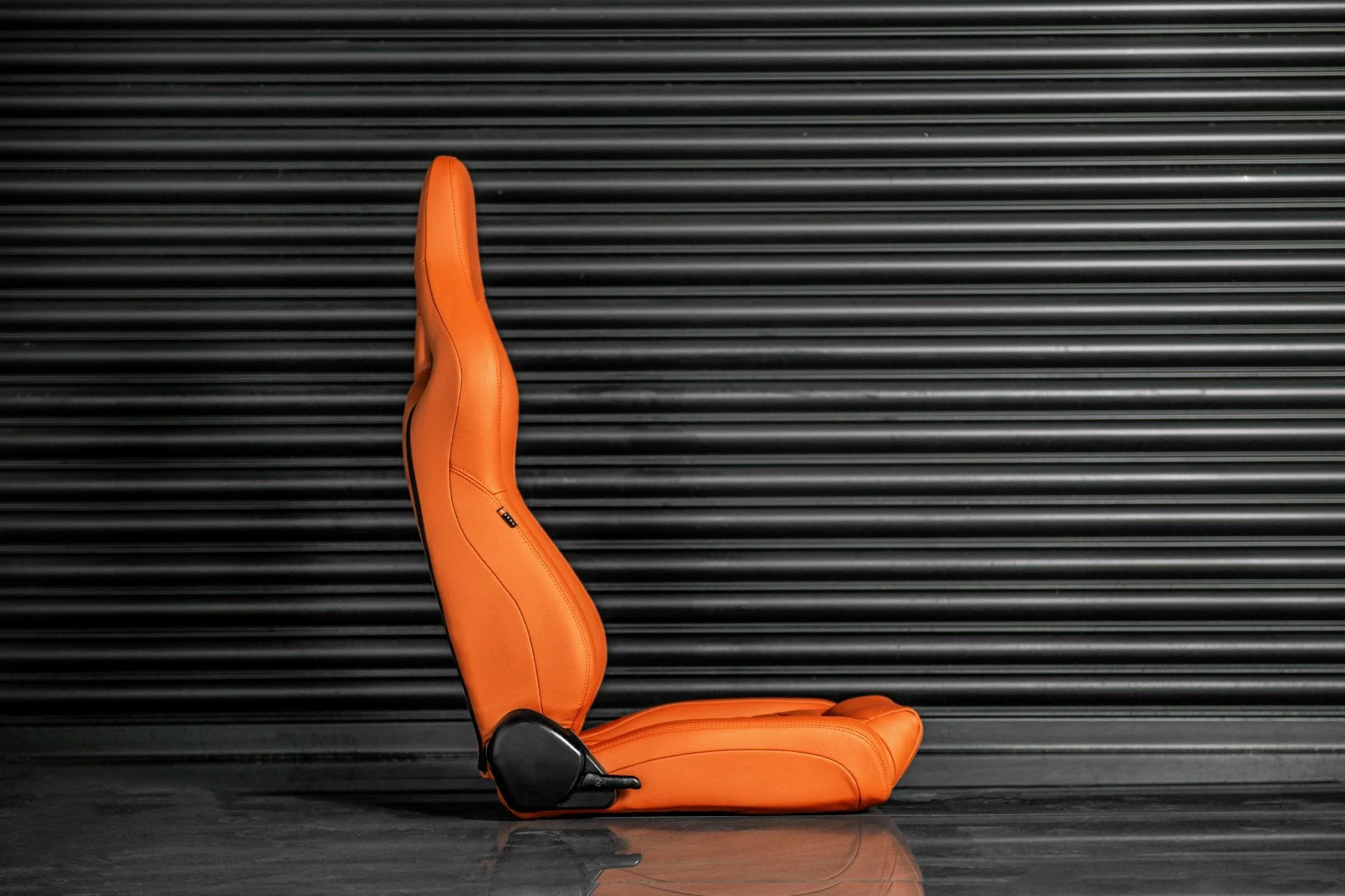Land Rover Defender (1991-2016) Lightweight Vegan Leather Heritage Sport Seats - Pair - Image 67