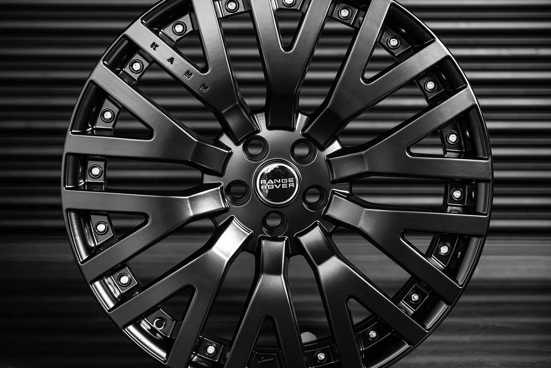 Land Rover Defender (2020 Onwards) Alloy Wheels - RS-2 Light - Image 10