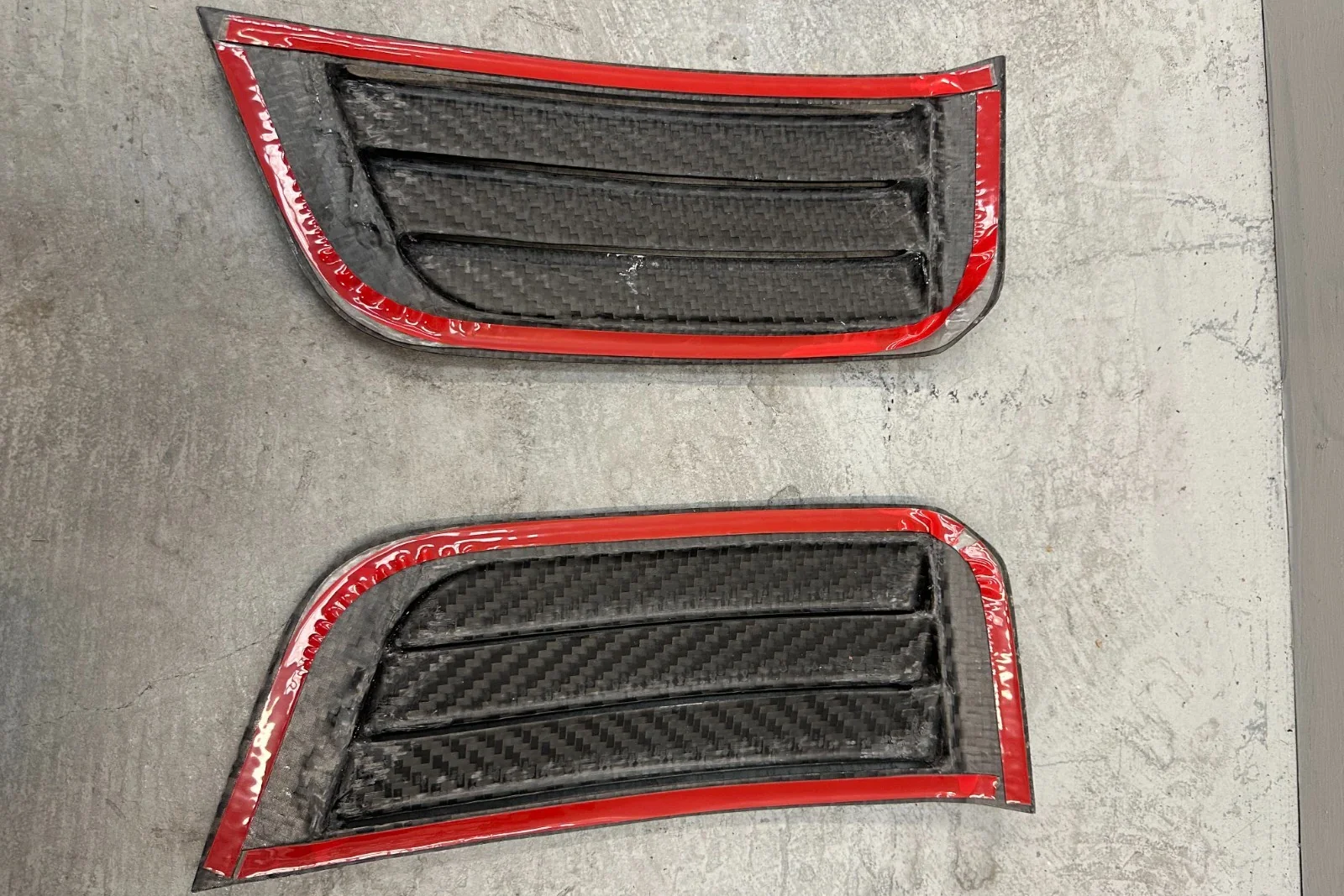 Land Rover Defender (2020 Onwards) Exposed Carbon Fibre Side Vent Covers - Image 3