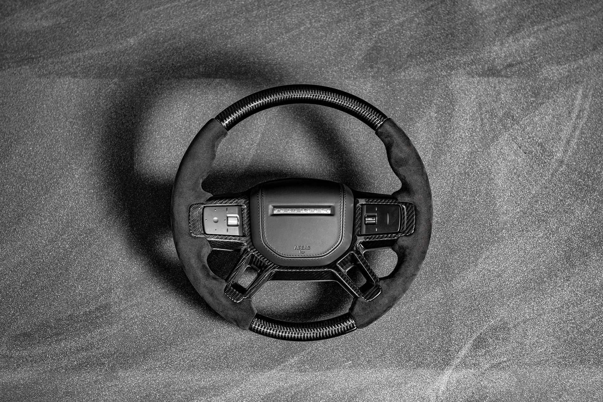 Land Rover Defender (2020 Onwards) Full Carbon Steering Wheel - Image 11