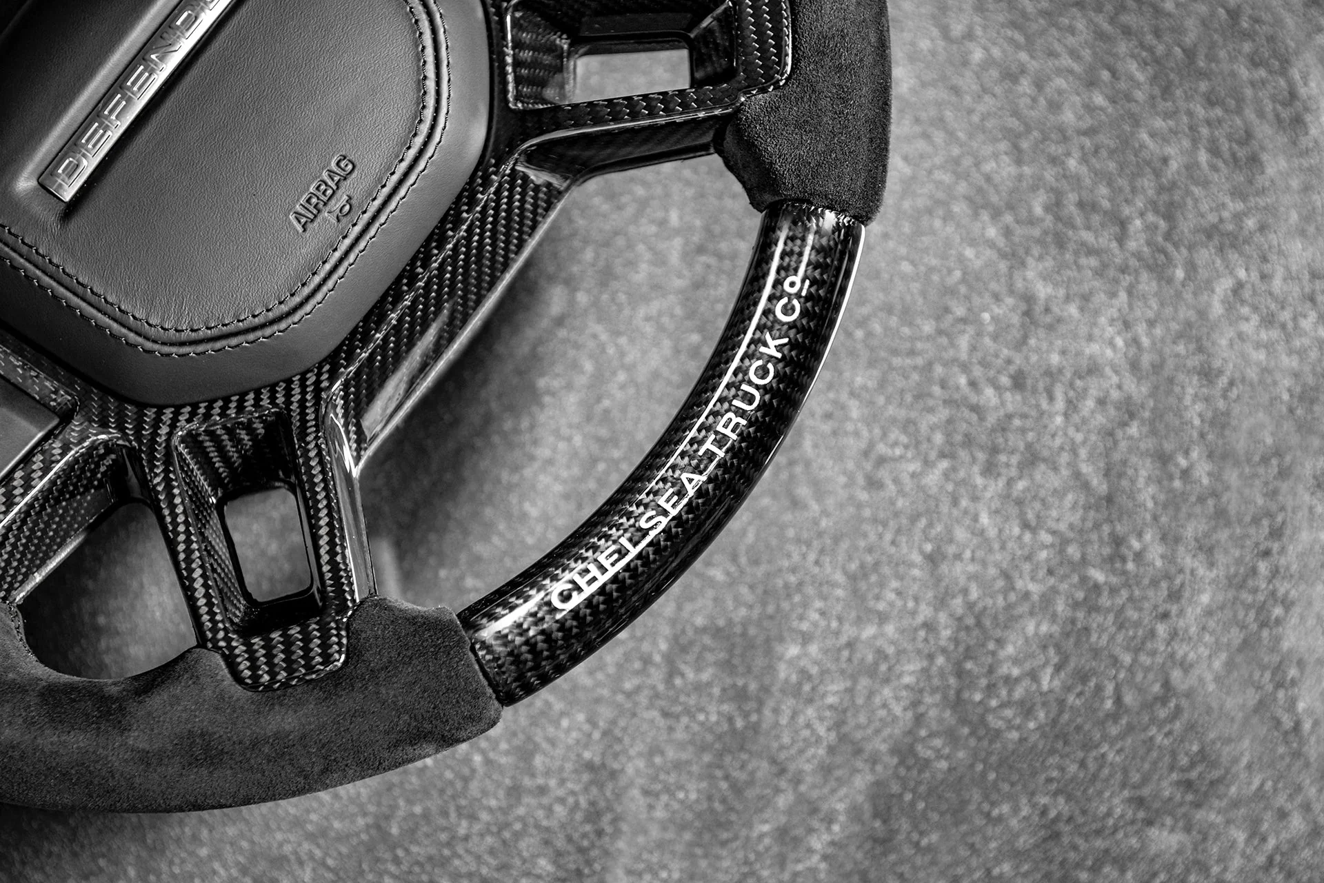 Land Rover Defender (2020 Onwards) Chelsea Truck Company Full Carbon Steering Wheel - Image 9