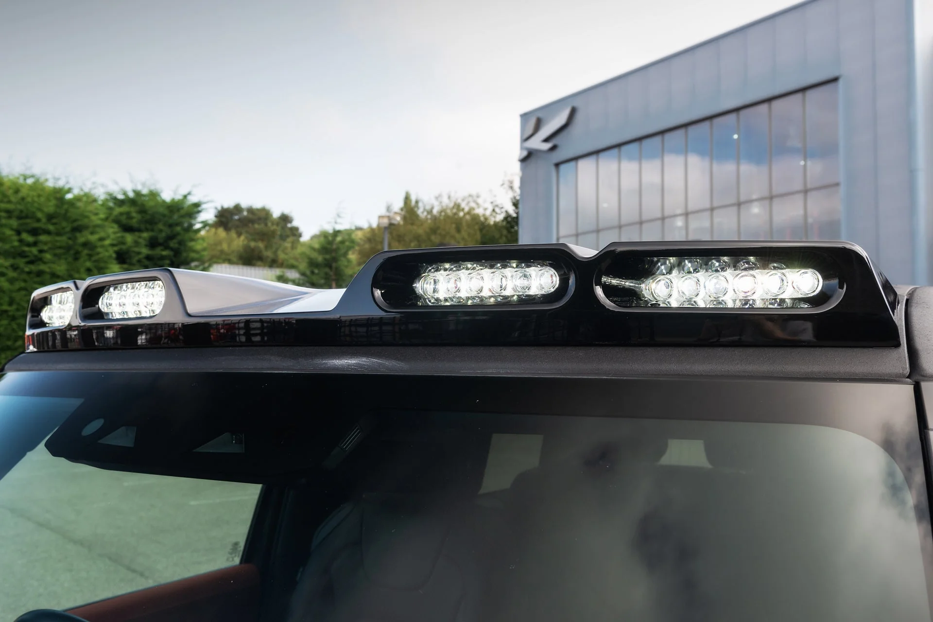 Land Rover Defender (2020 Onwards) Quad Roof Shield with LED Lights - Image 16