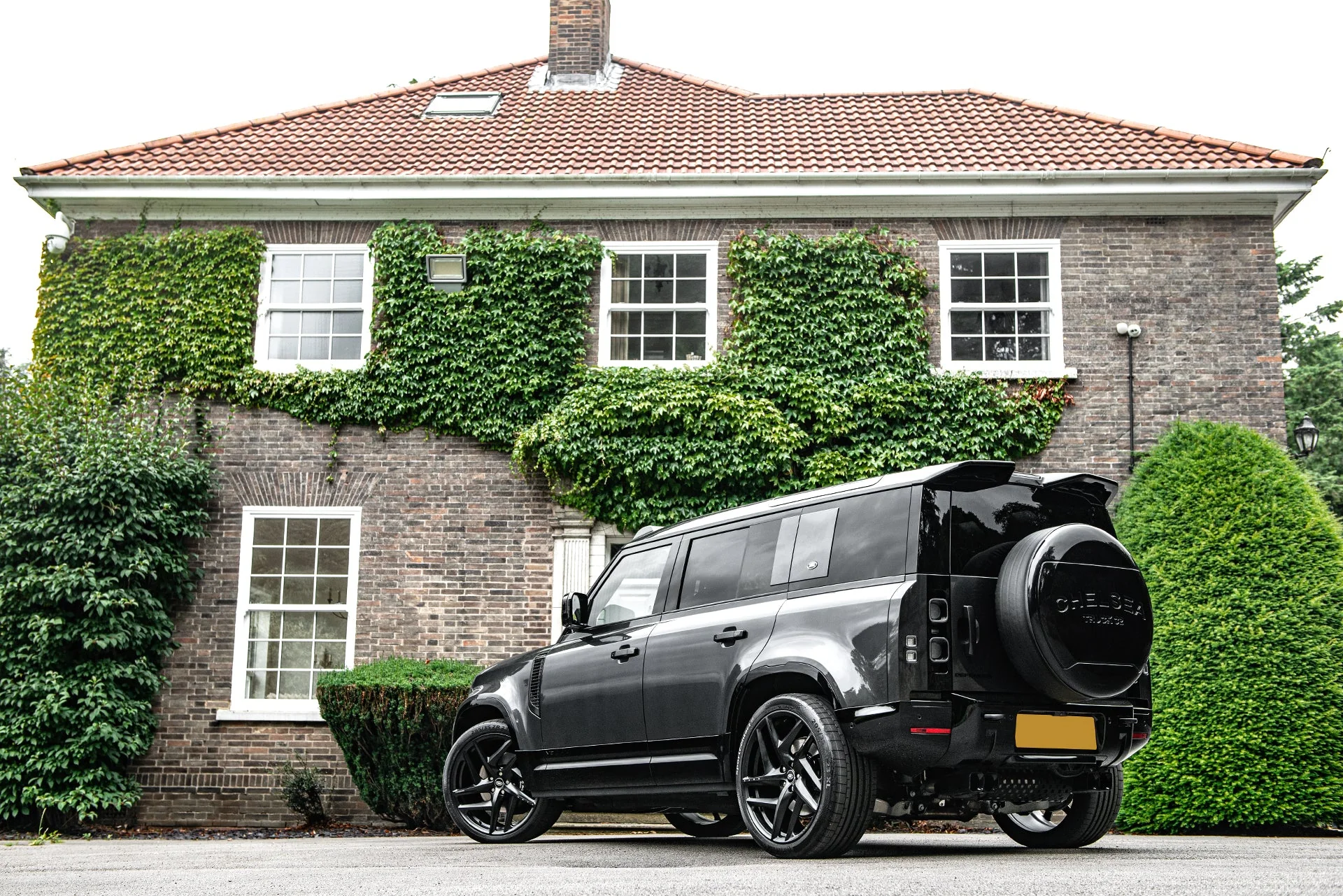 Land Rover Defender (2020 Onwards) Large Rear Roof Wing - Image 26