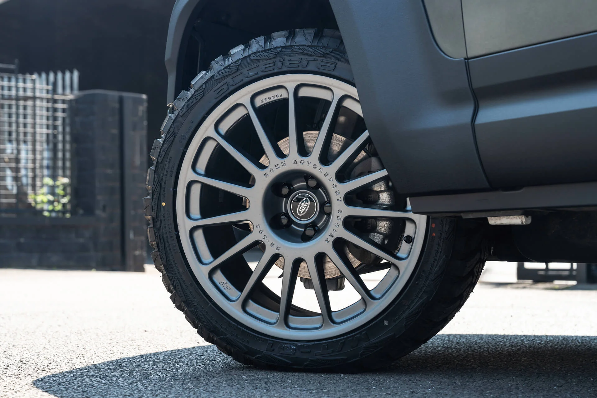 Land Rover Defender (2020 Onwards) Forged Alloy Wheels - RS 300 - Image 16