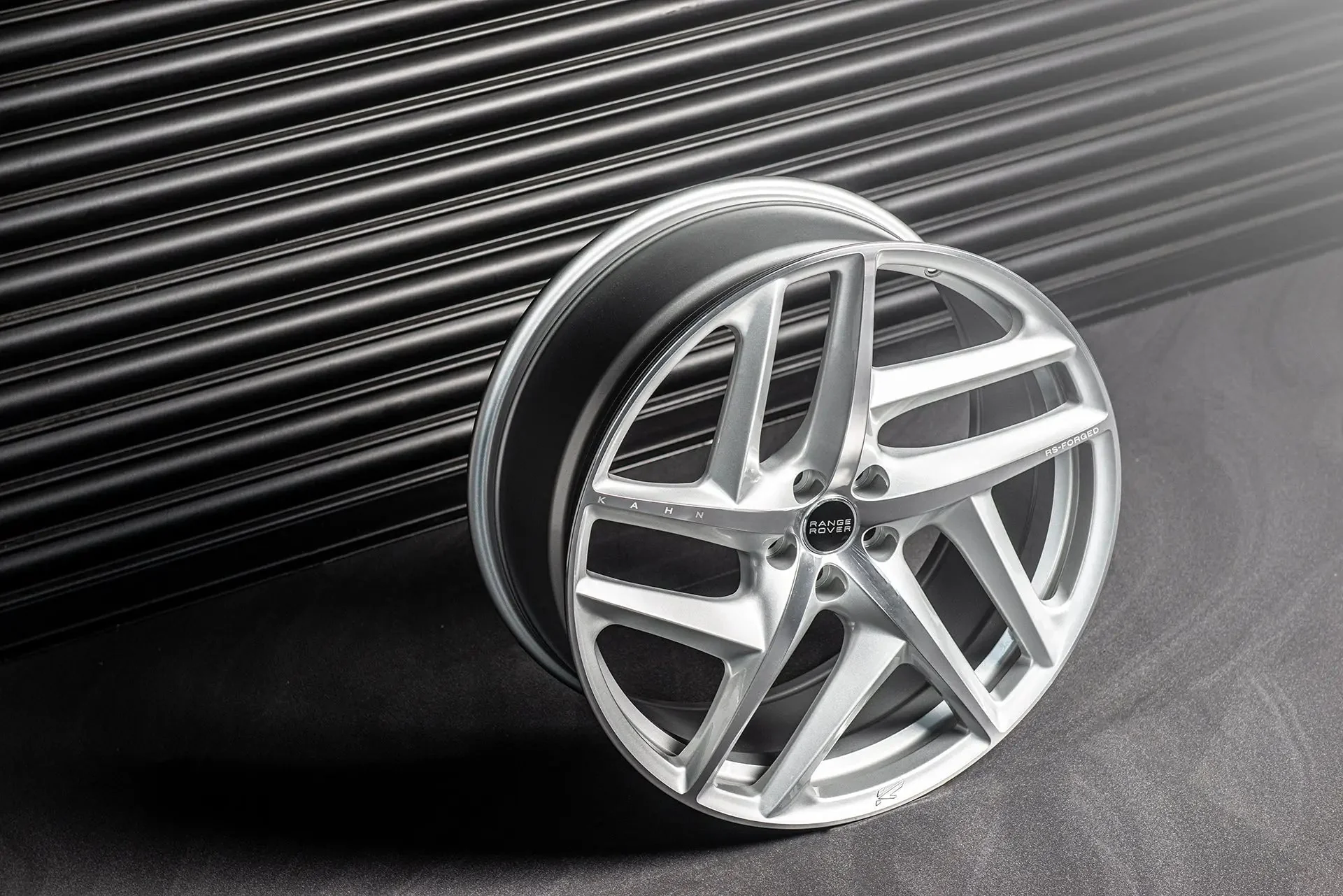 Land Rover Defender (2020 Onwards) RS-Forged Alloy Wheels - Type 52 - Image 5
