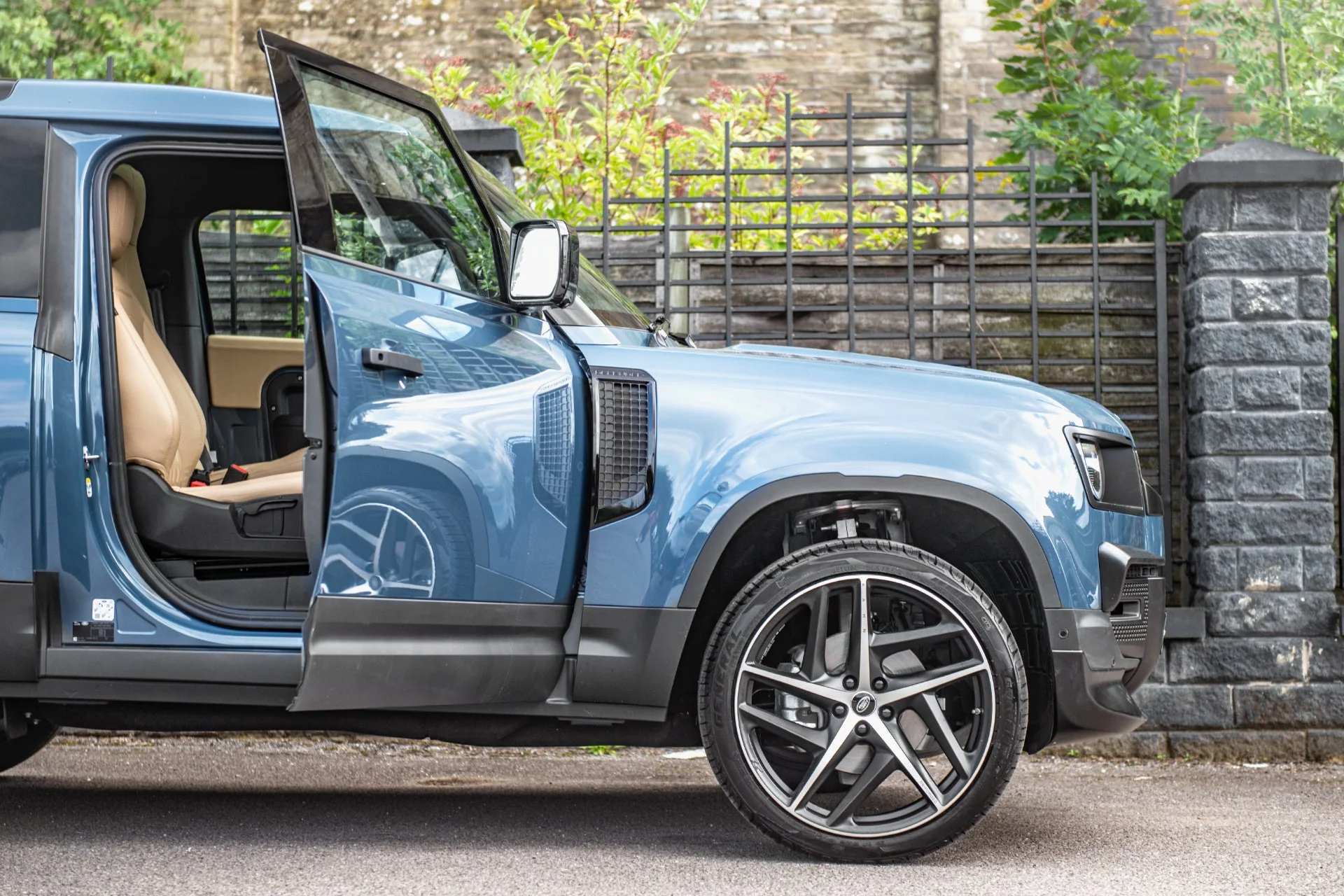 Land Rover Defender (2020 Onwards) RS-Forged Alloy Wheels - Type 52 - Image 12