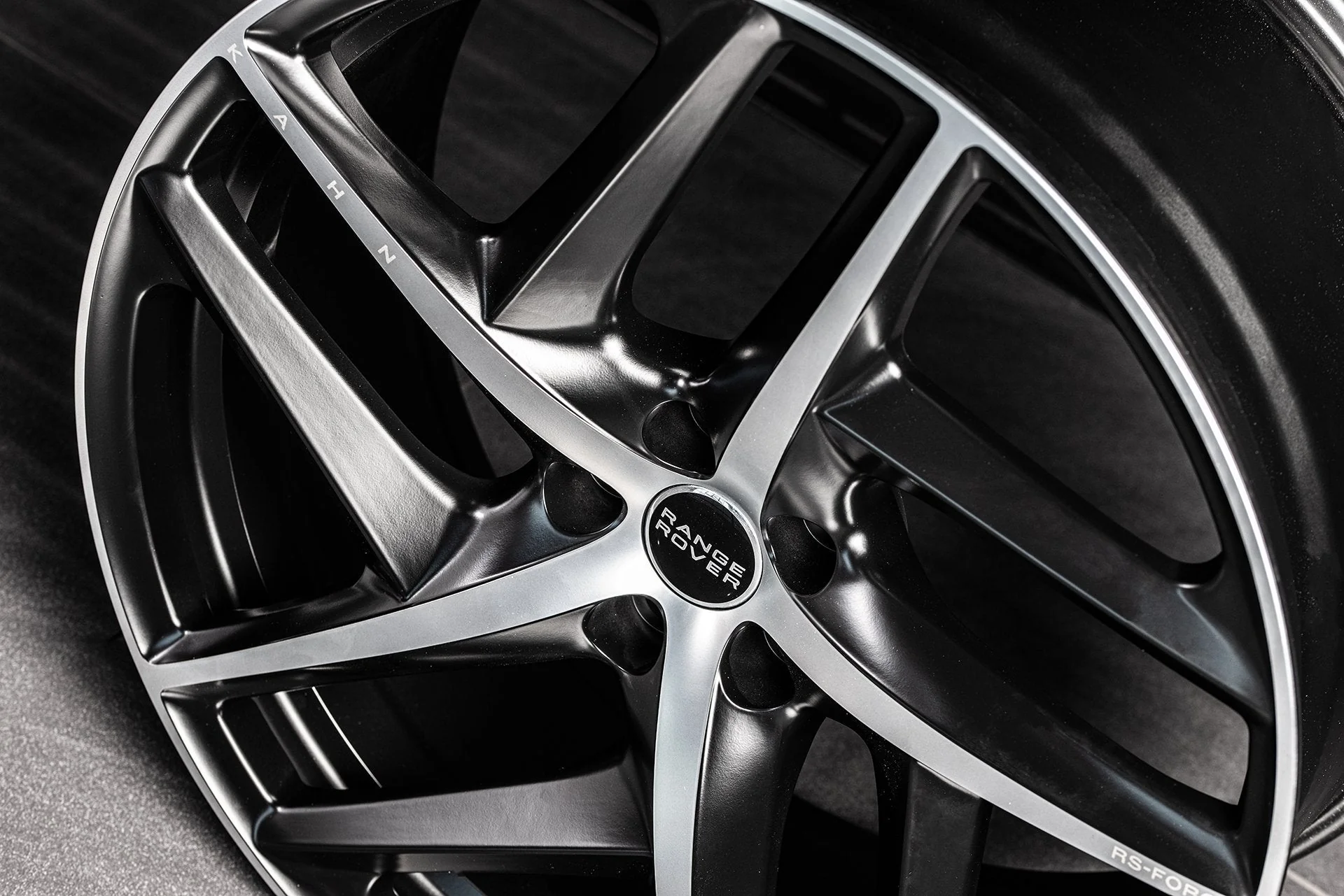 Land Rover Defender (2020 Onwards) RS-Forged Alloy Wheels - Type 52 - Image 27