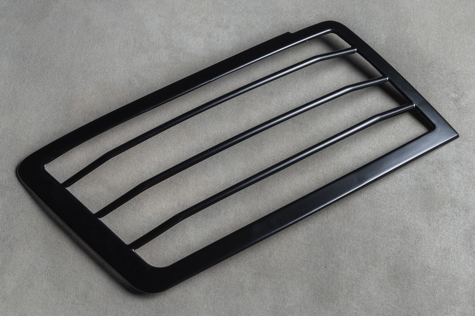 Land Rover Defender 90/110 (2020 Onwards) Front Headlight Protective Net Covers - Image 5