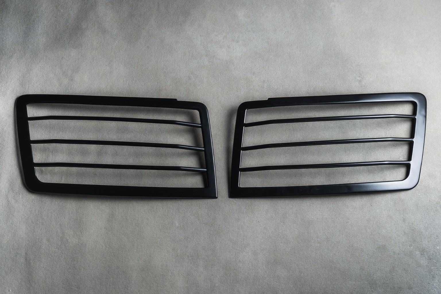 Land Rover Defender 90/110 (2020 Onwards) Front Headlight Protective Net Covers - Image 7